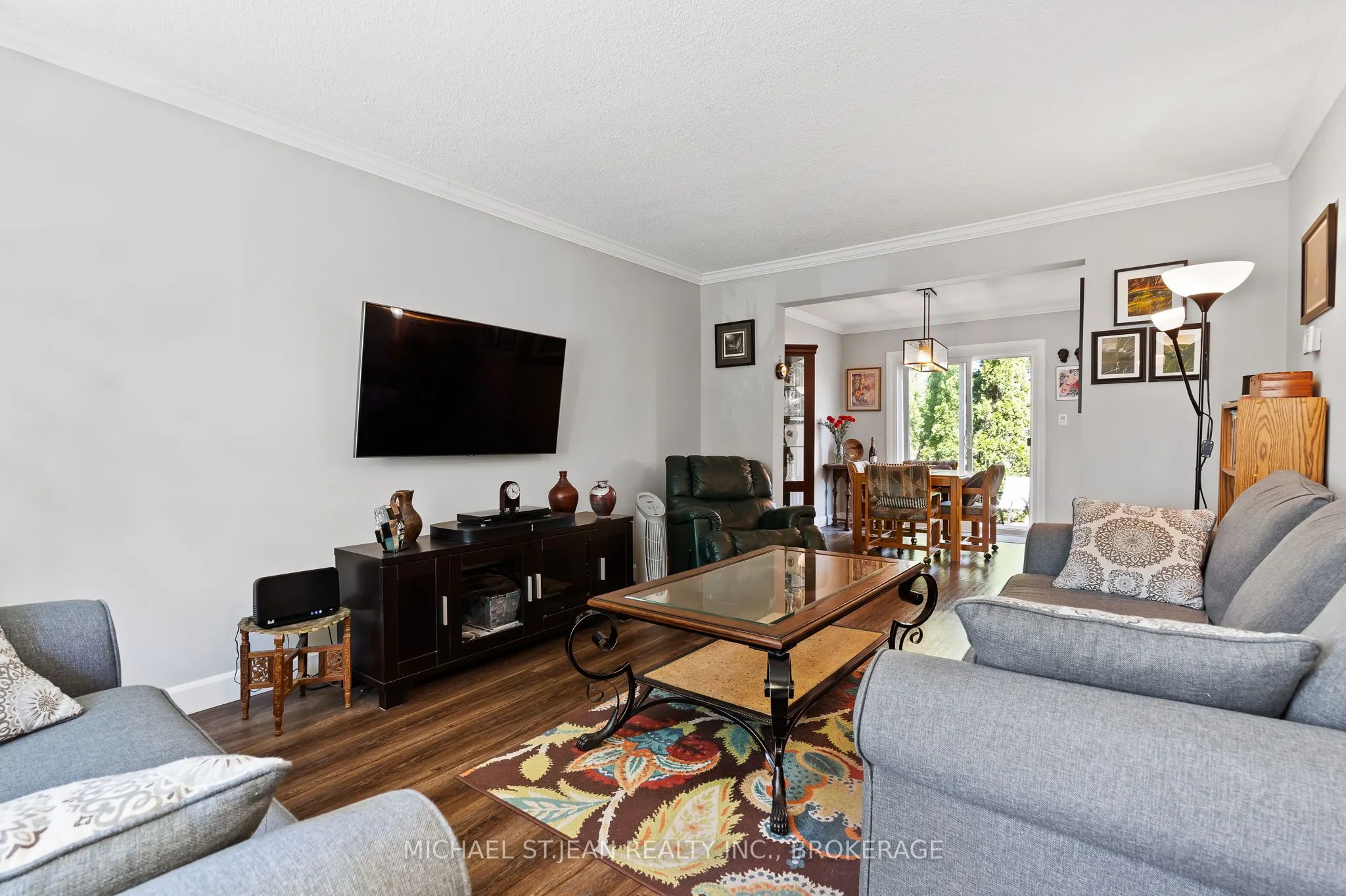 8117 Lynhurst Drive