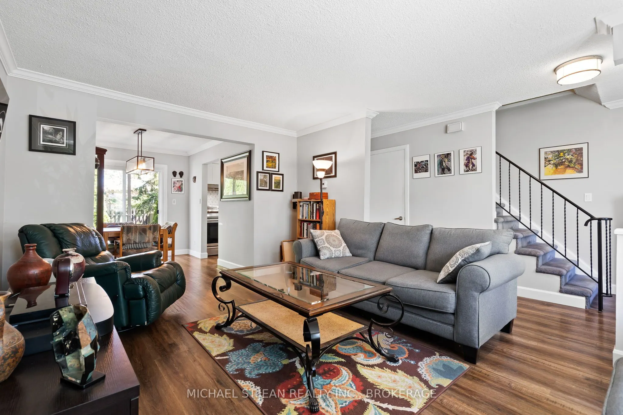8117 Lynhurst Drive