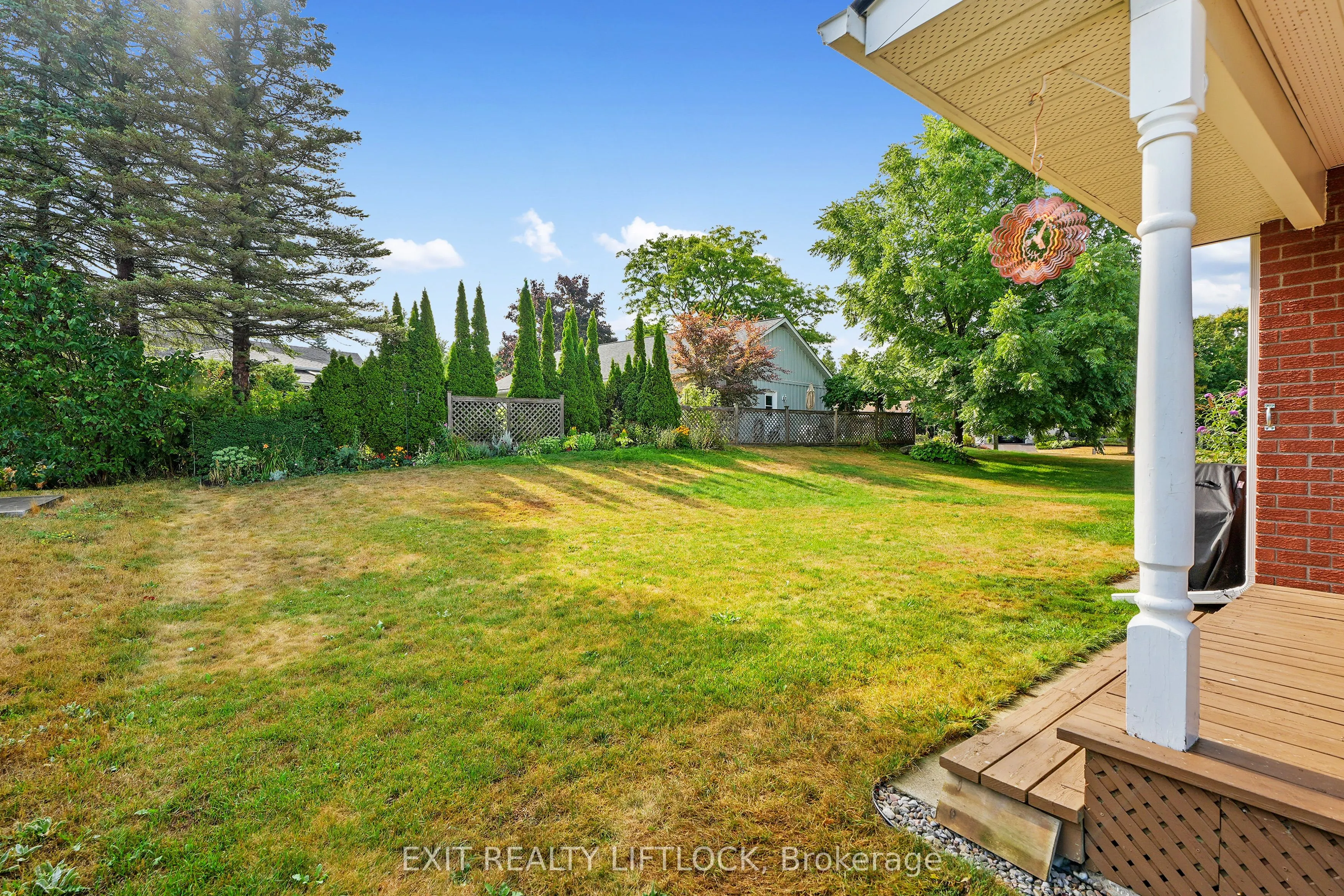 12 Victoria Avenue