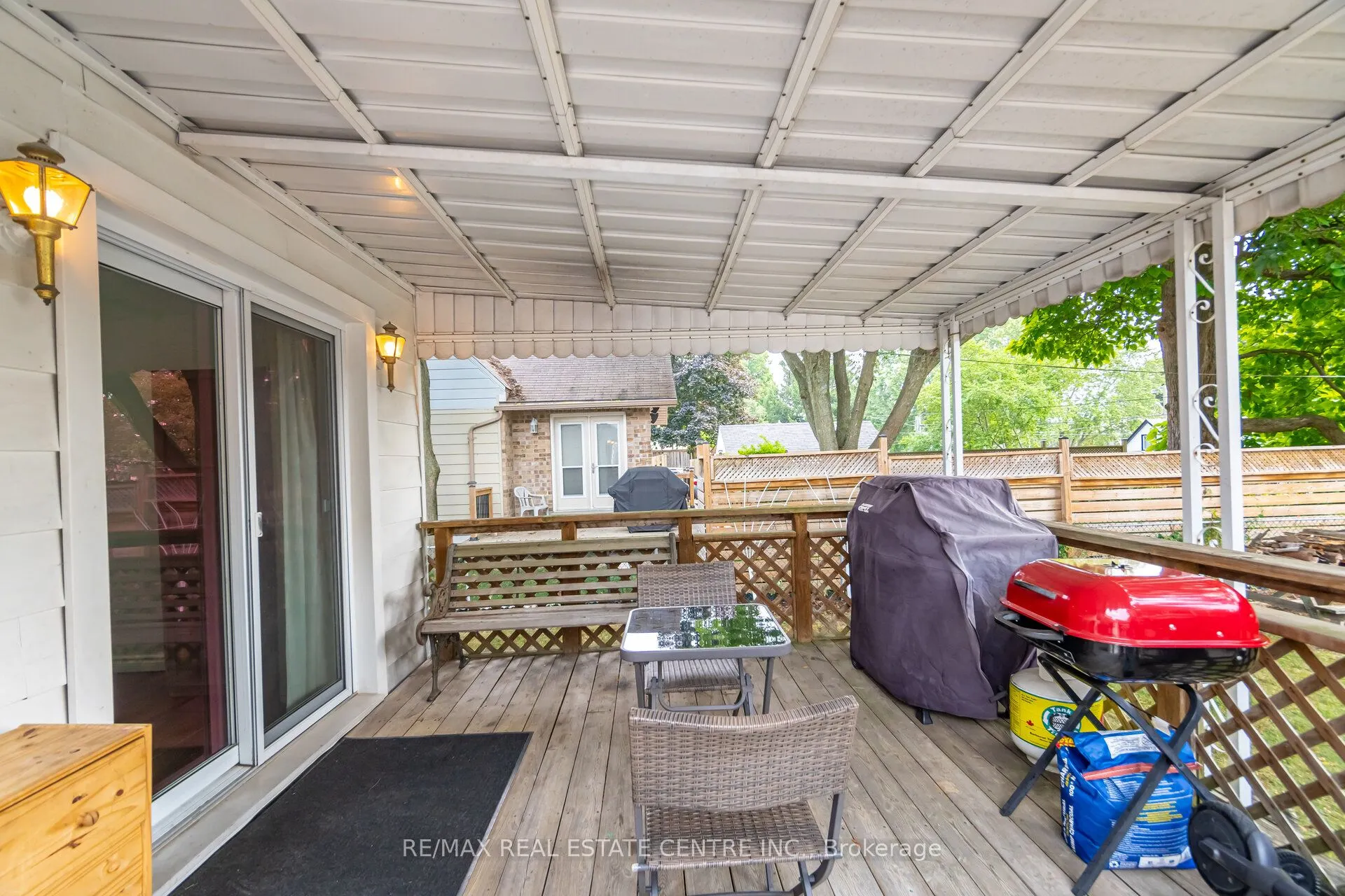 19 Seneca Drive