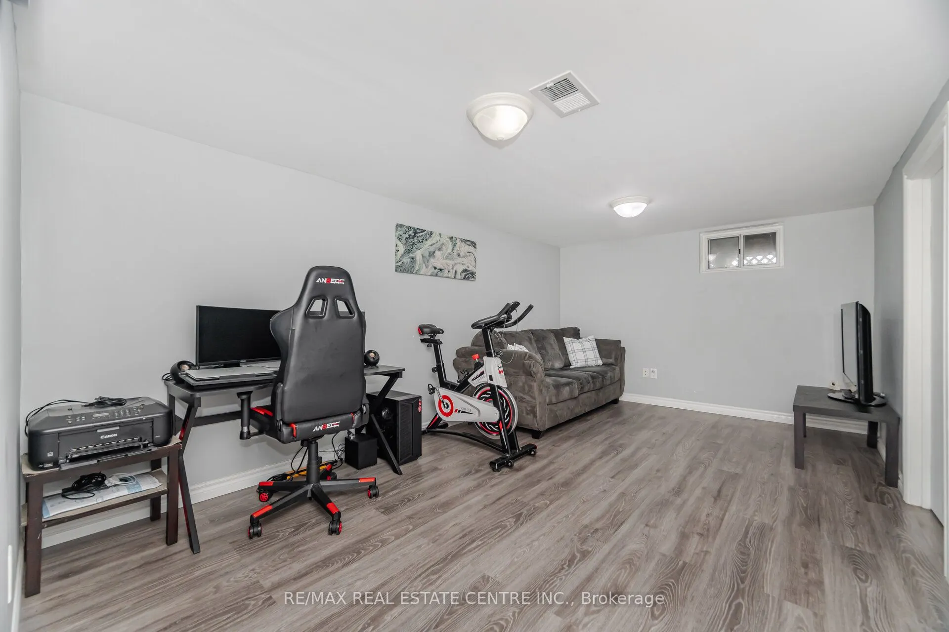 19 Seneca Drive