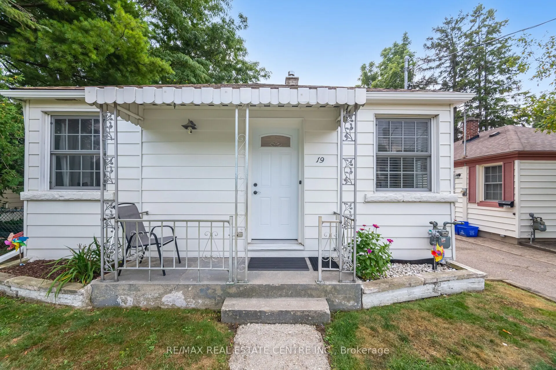19 Seneca Drive