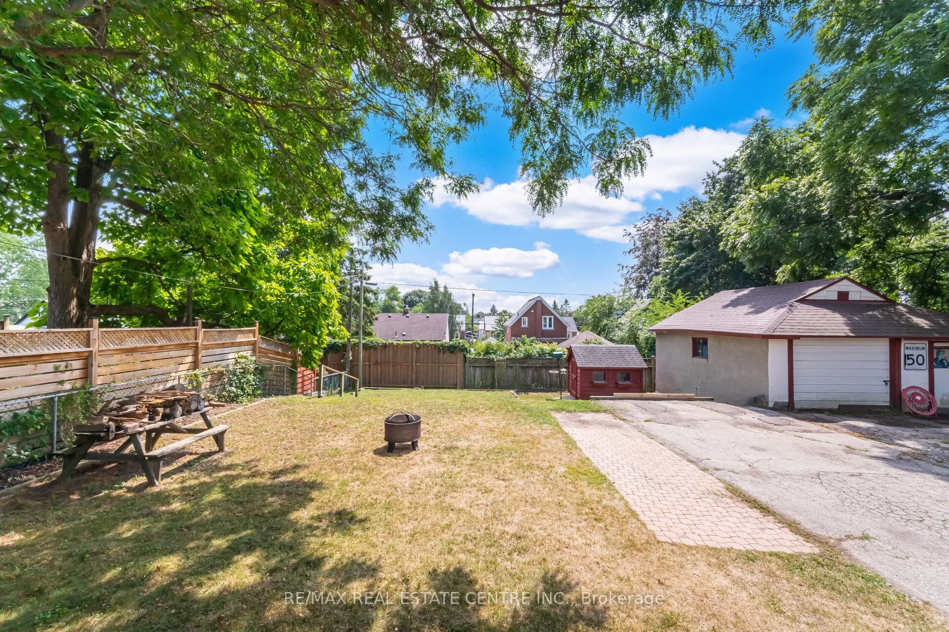 19 Seneca Drive