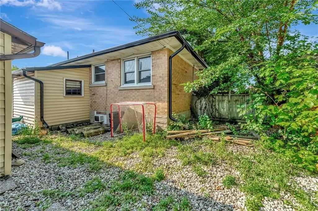 154 Brentwood Avenue