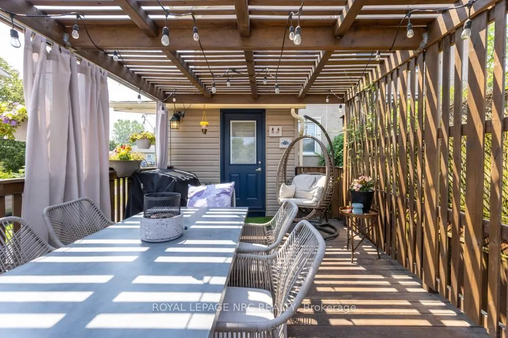 48 Hodgkins Avenue