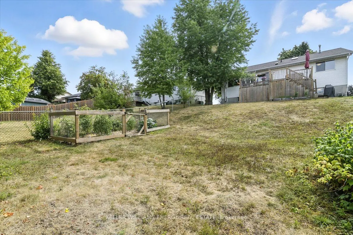 2584 Marsdale Drive
