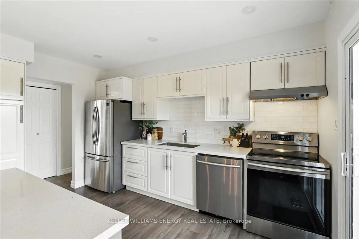 2584 Marsdale Drive