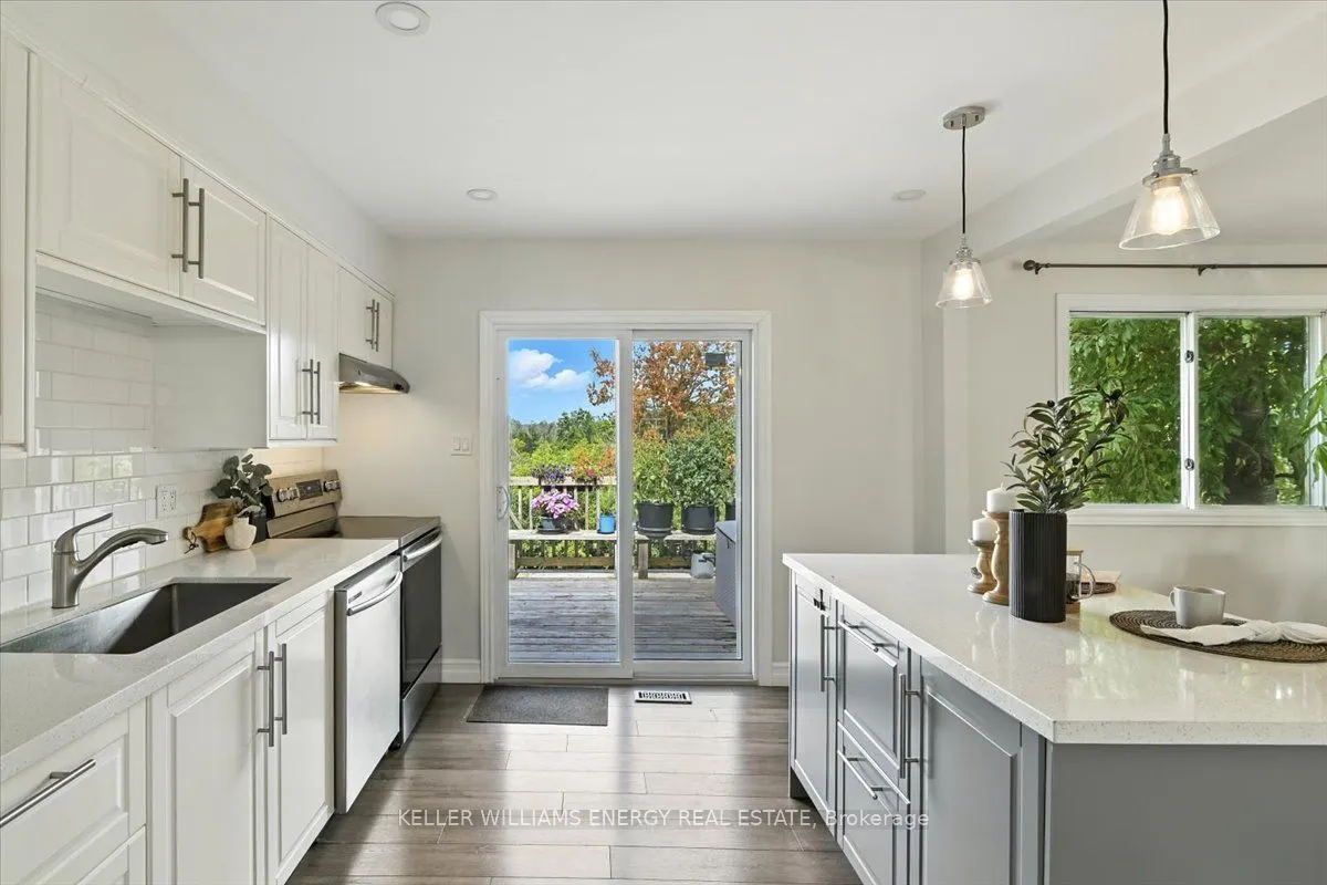 2584 Marsdale Drive