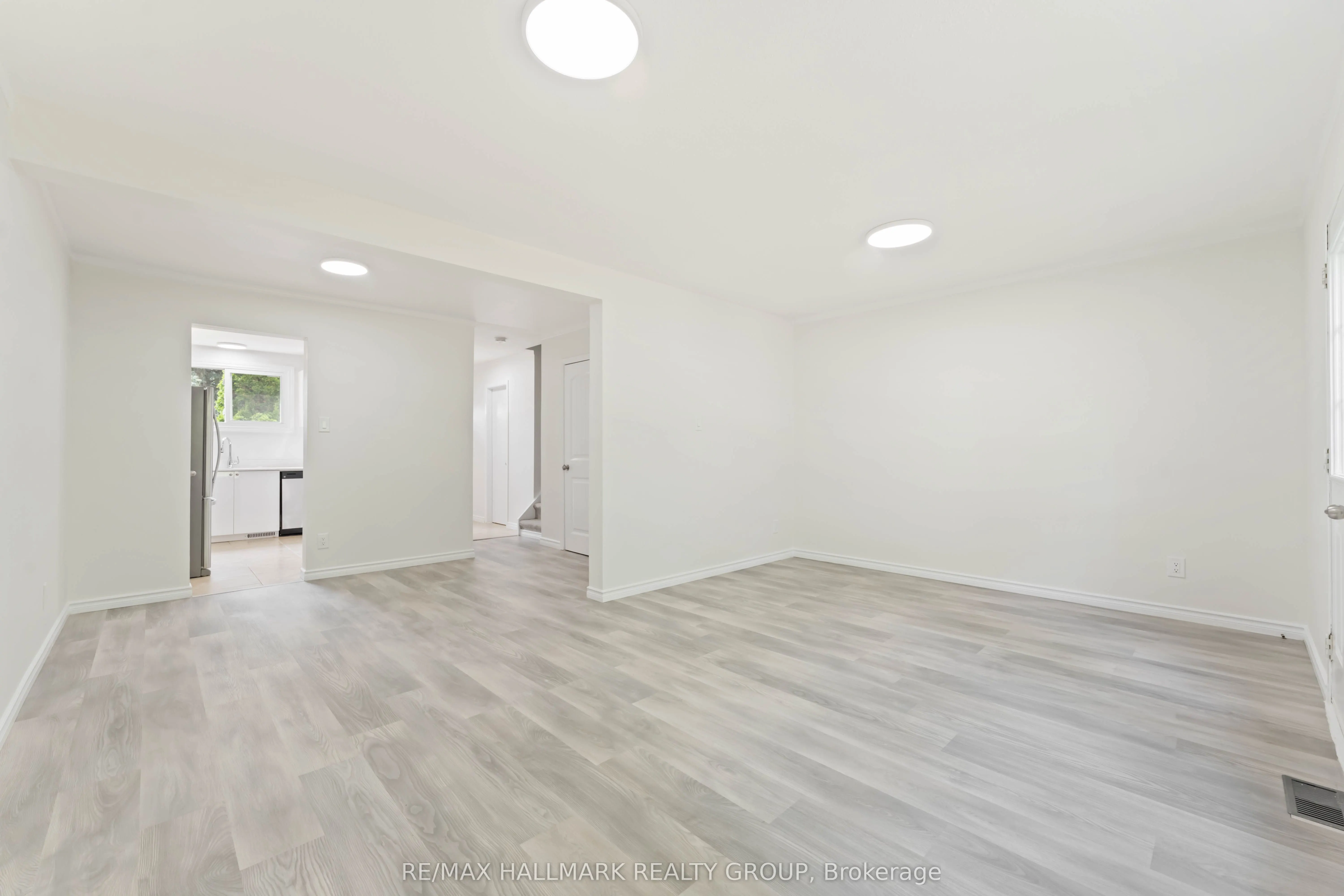 1441 PALMERSTON Drive, #317