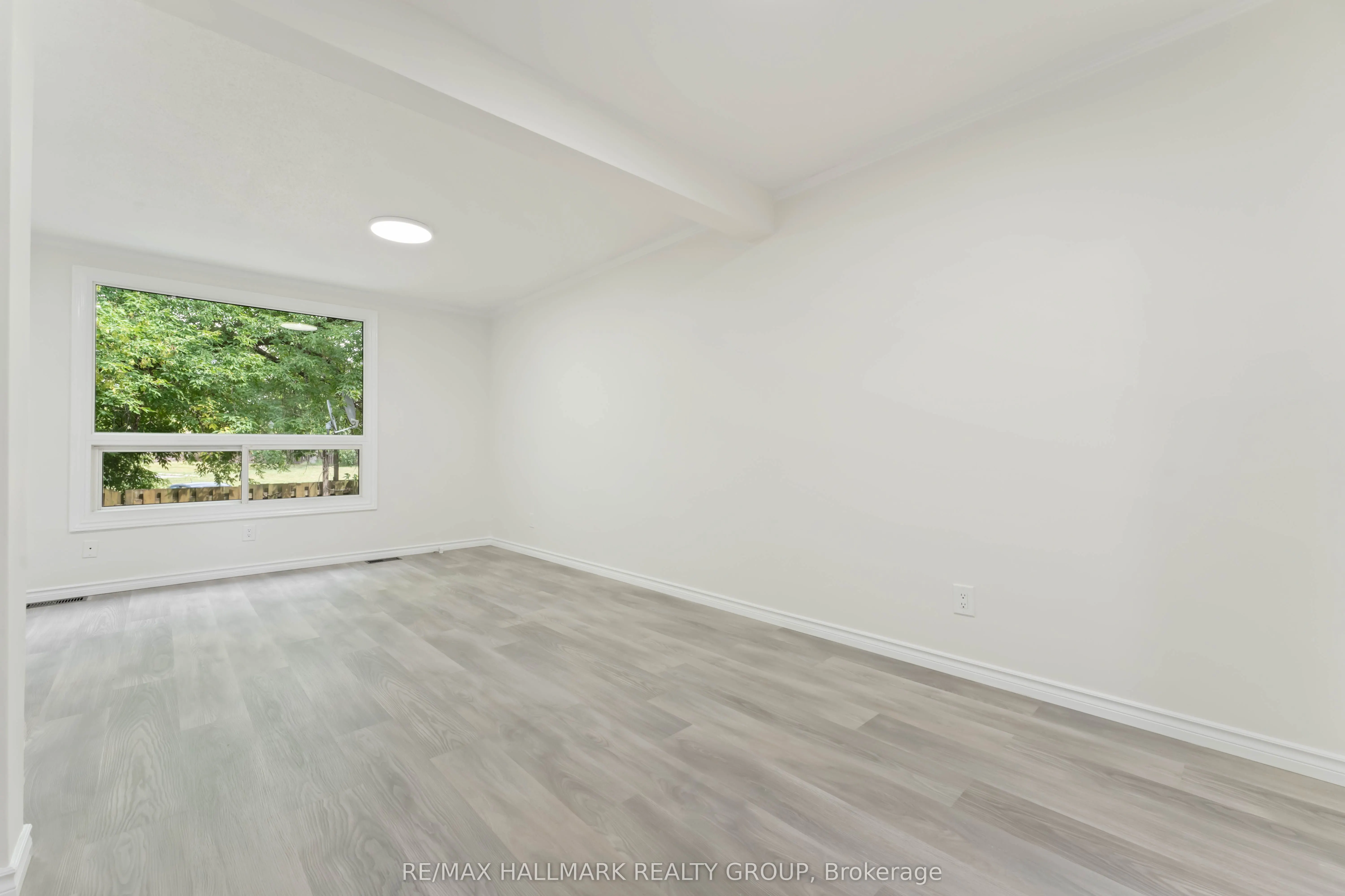 1441 PALMERSTON Drive, #317