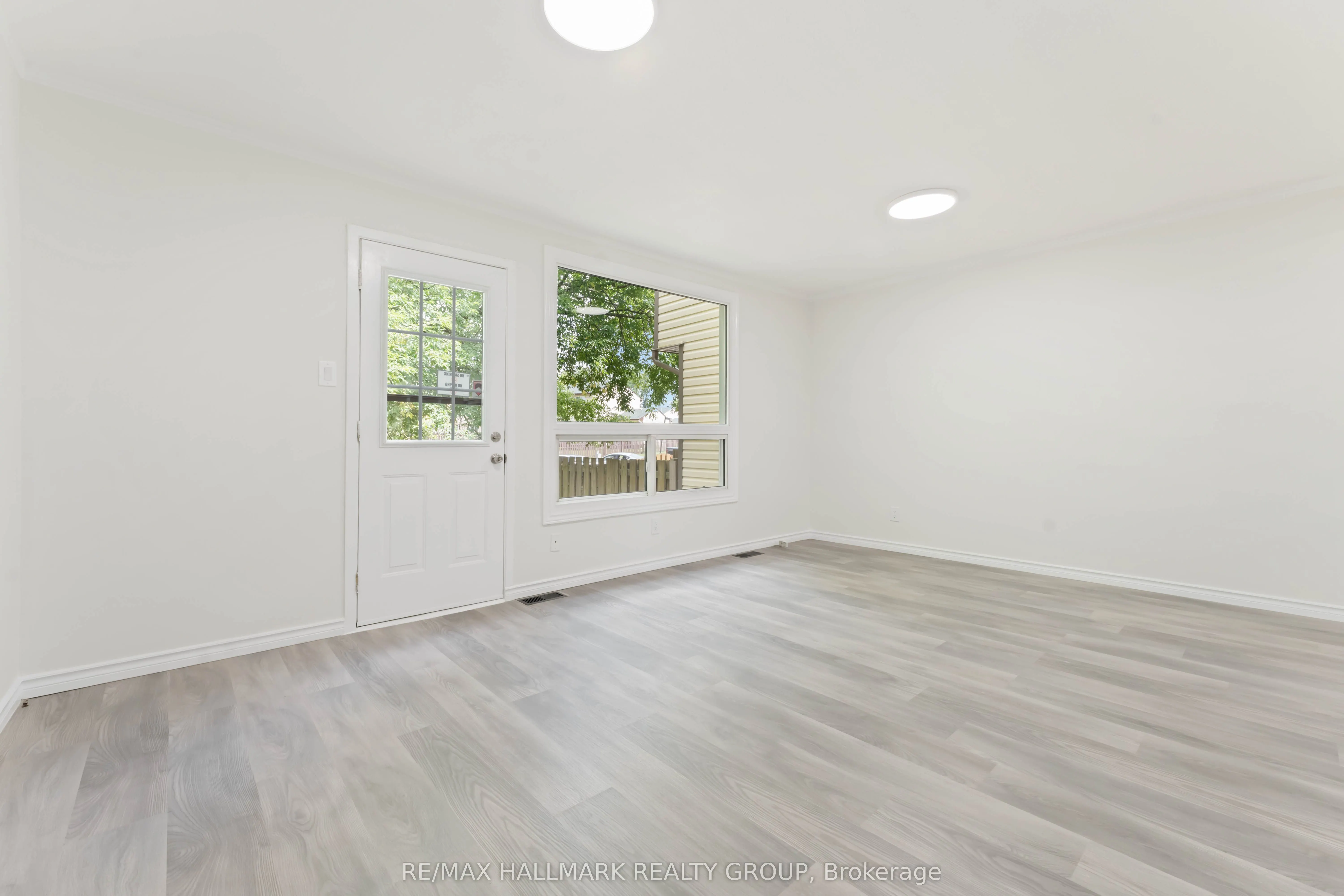 1441 PALMERSTON Drive, #317