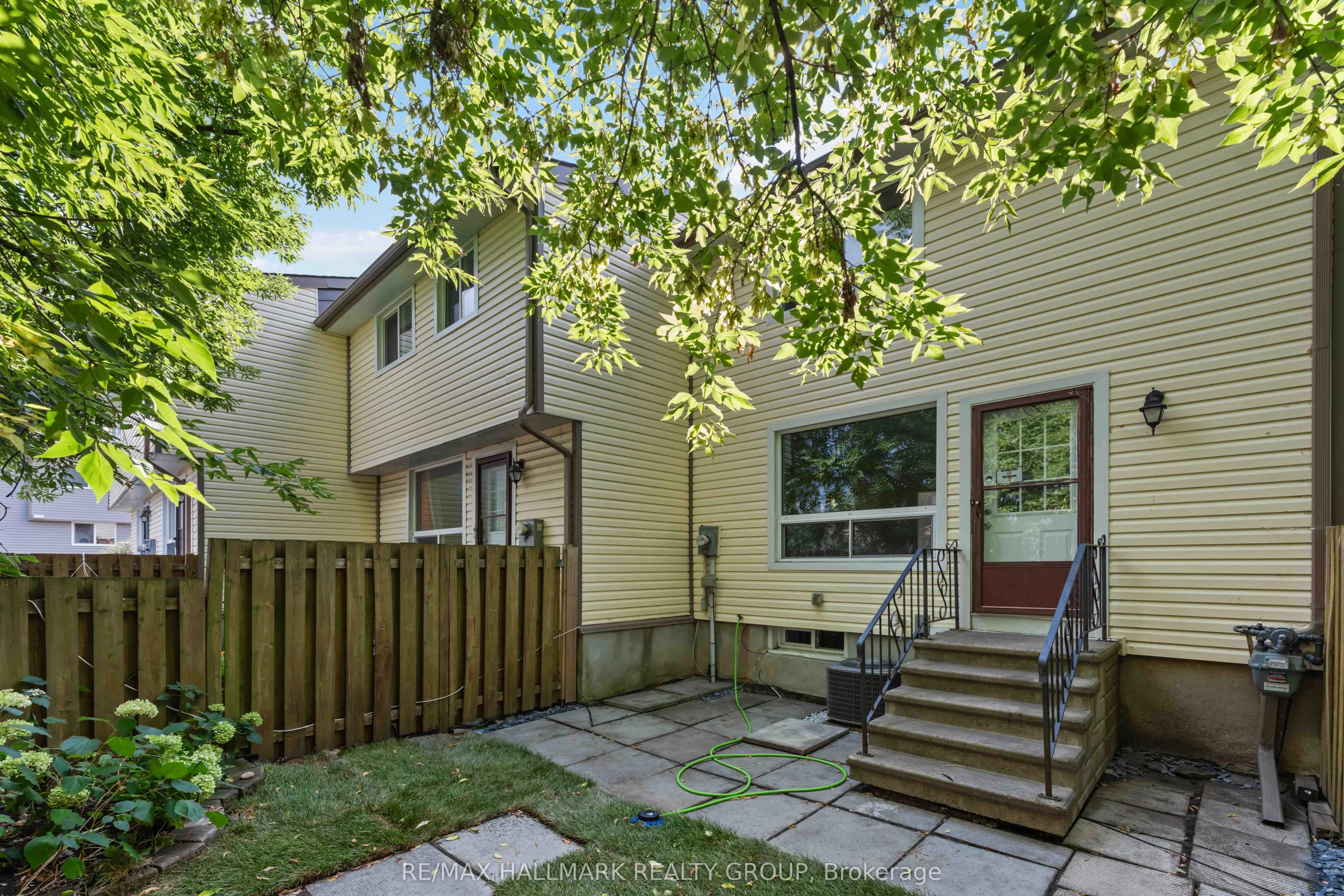 1441 PALMERSTON Drive, #317