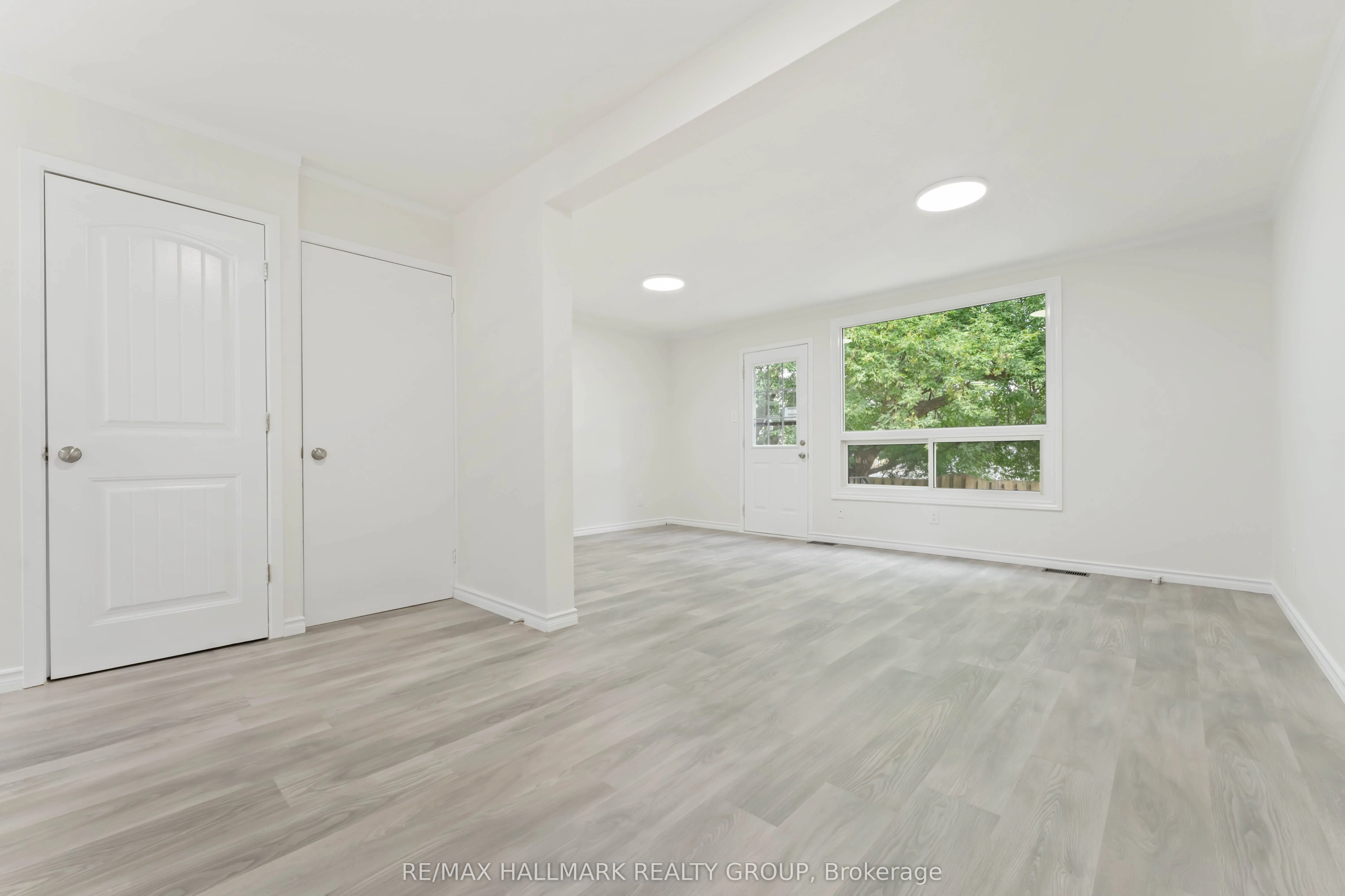 1441 PALMERSTON Drive, #317