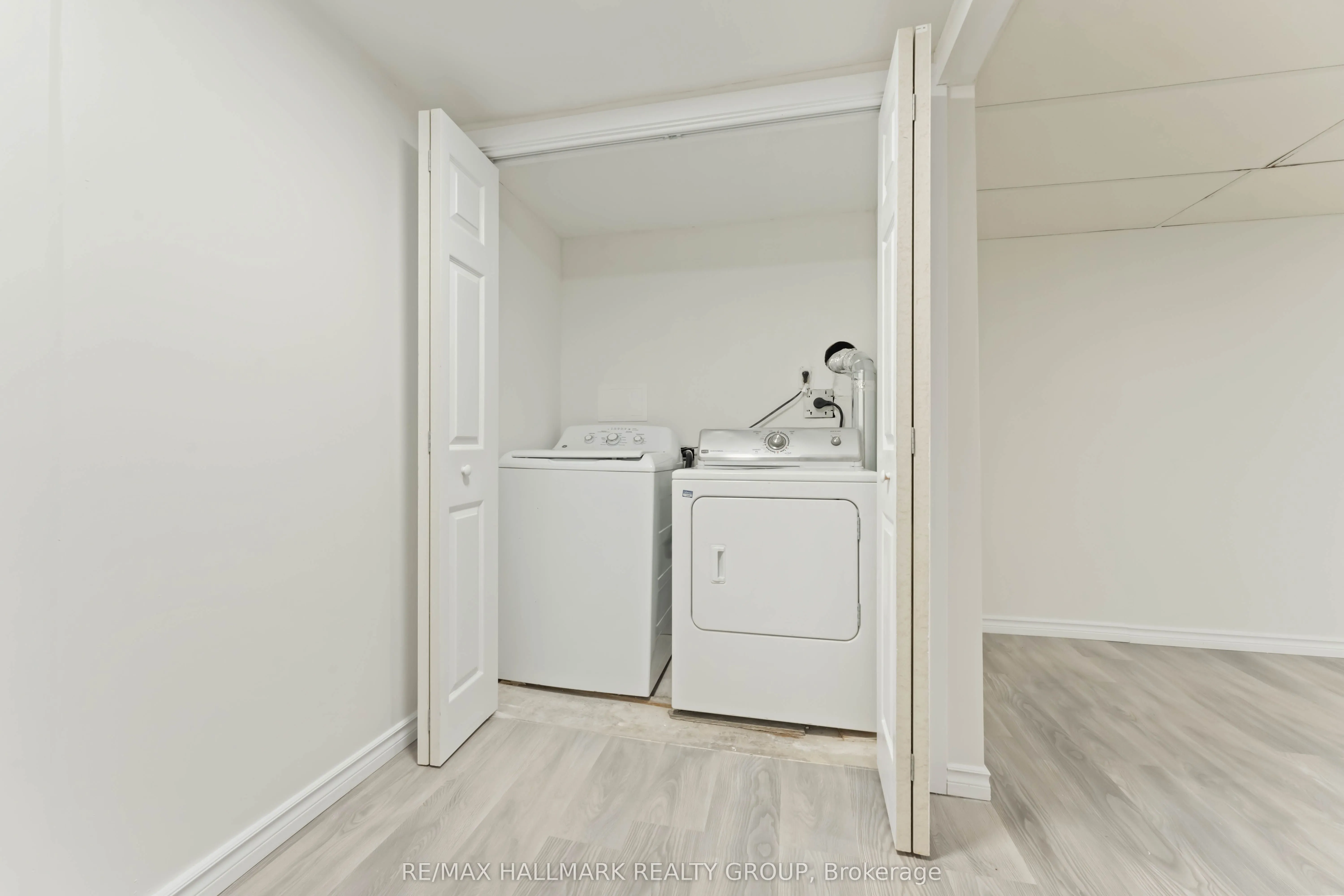 1441 PALMERSTON Drive, #317