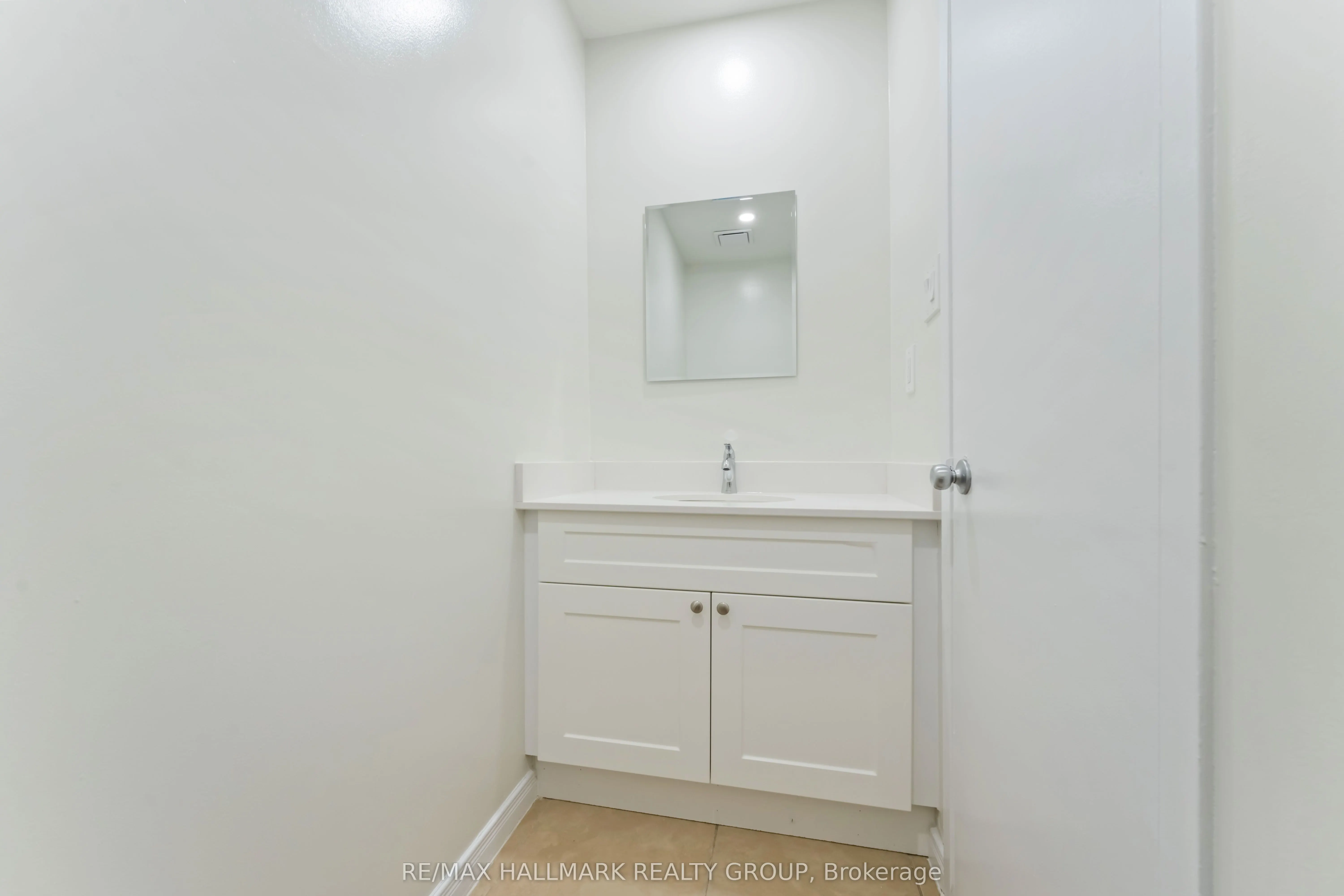 1441 PALMERSTON Drive, #317