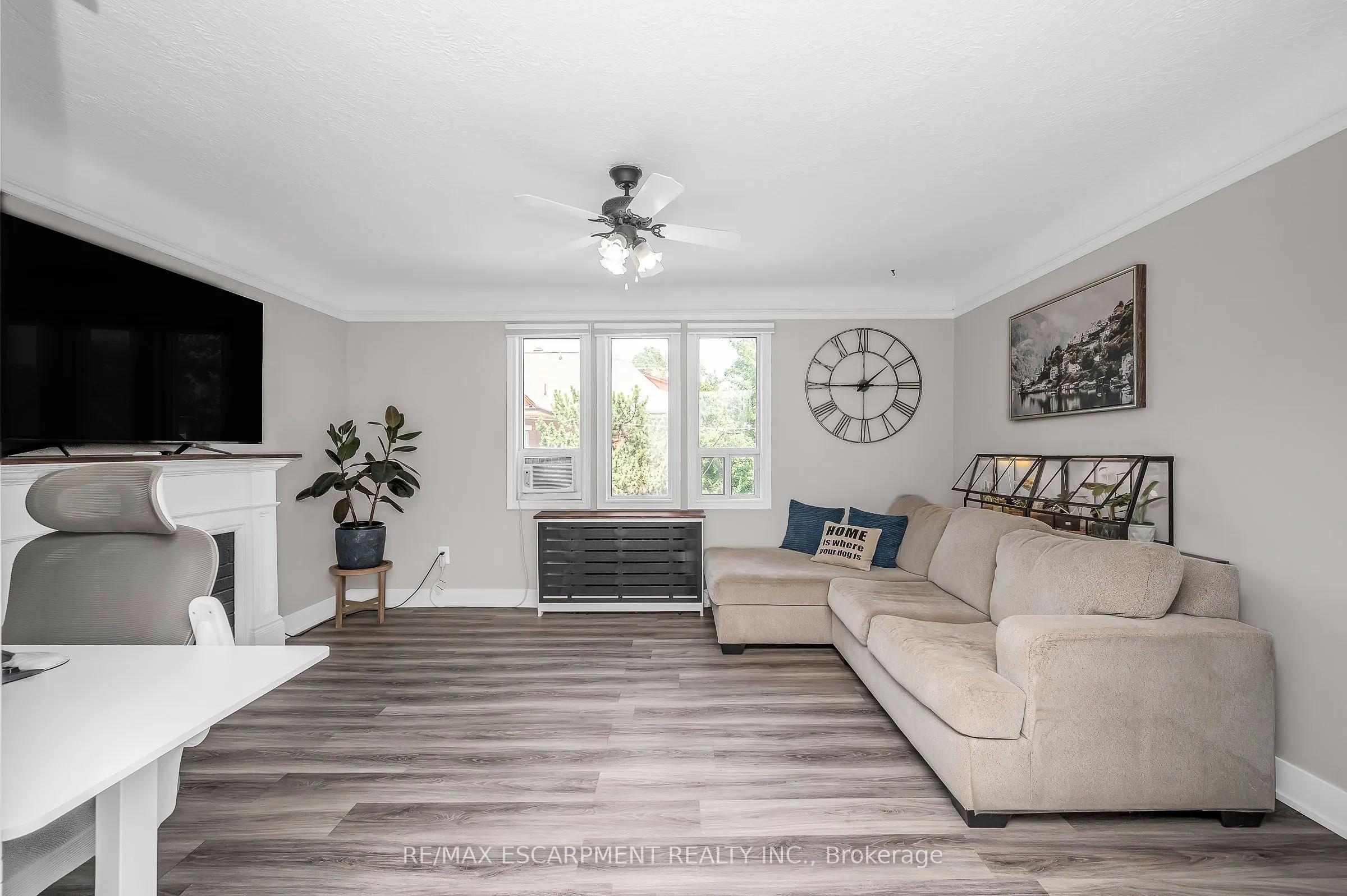 6 Vineland Avenue, #22