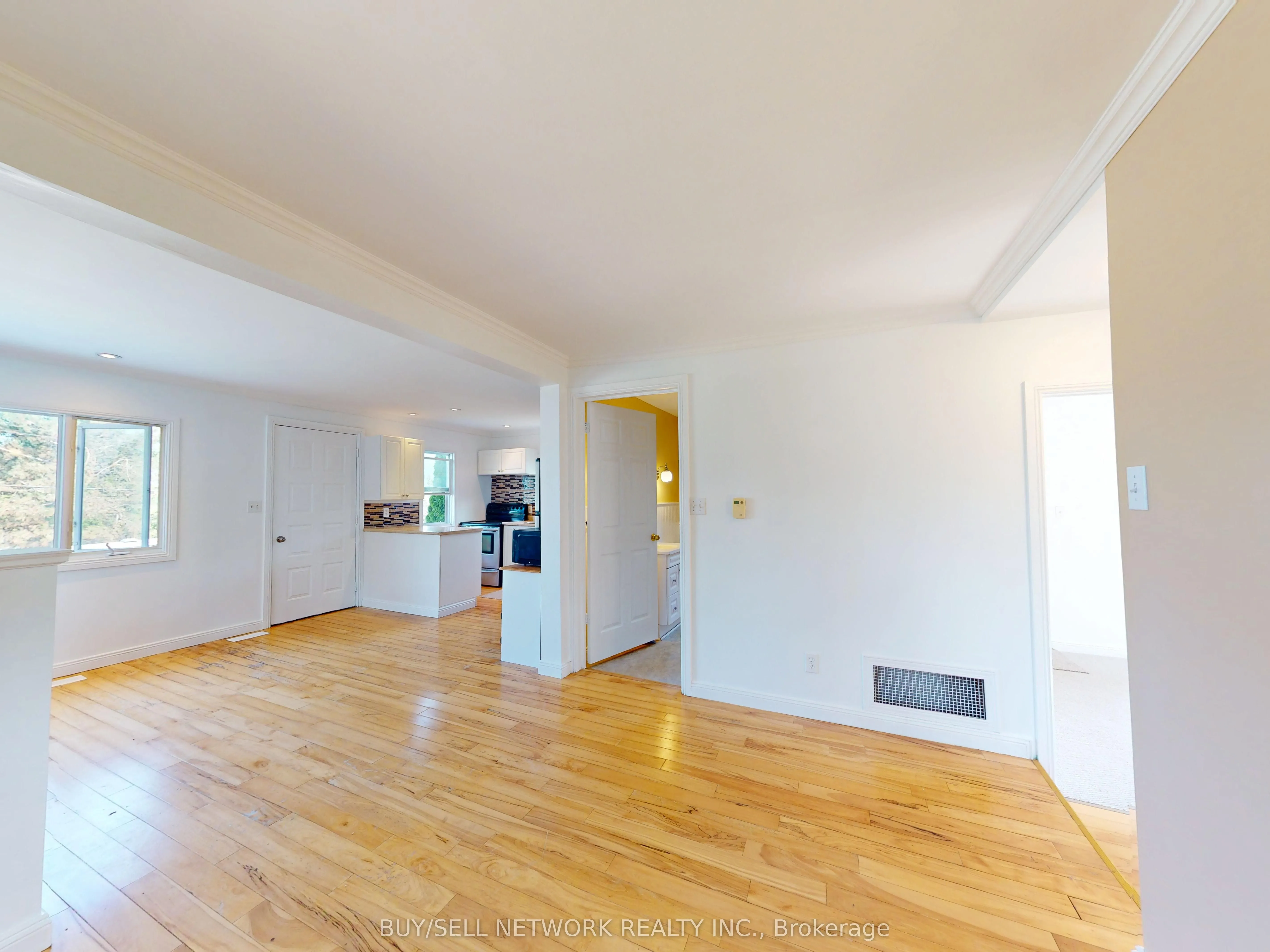 879 Garthorne Avenue