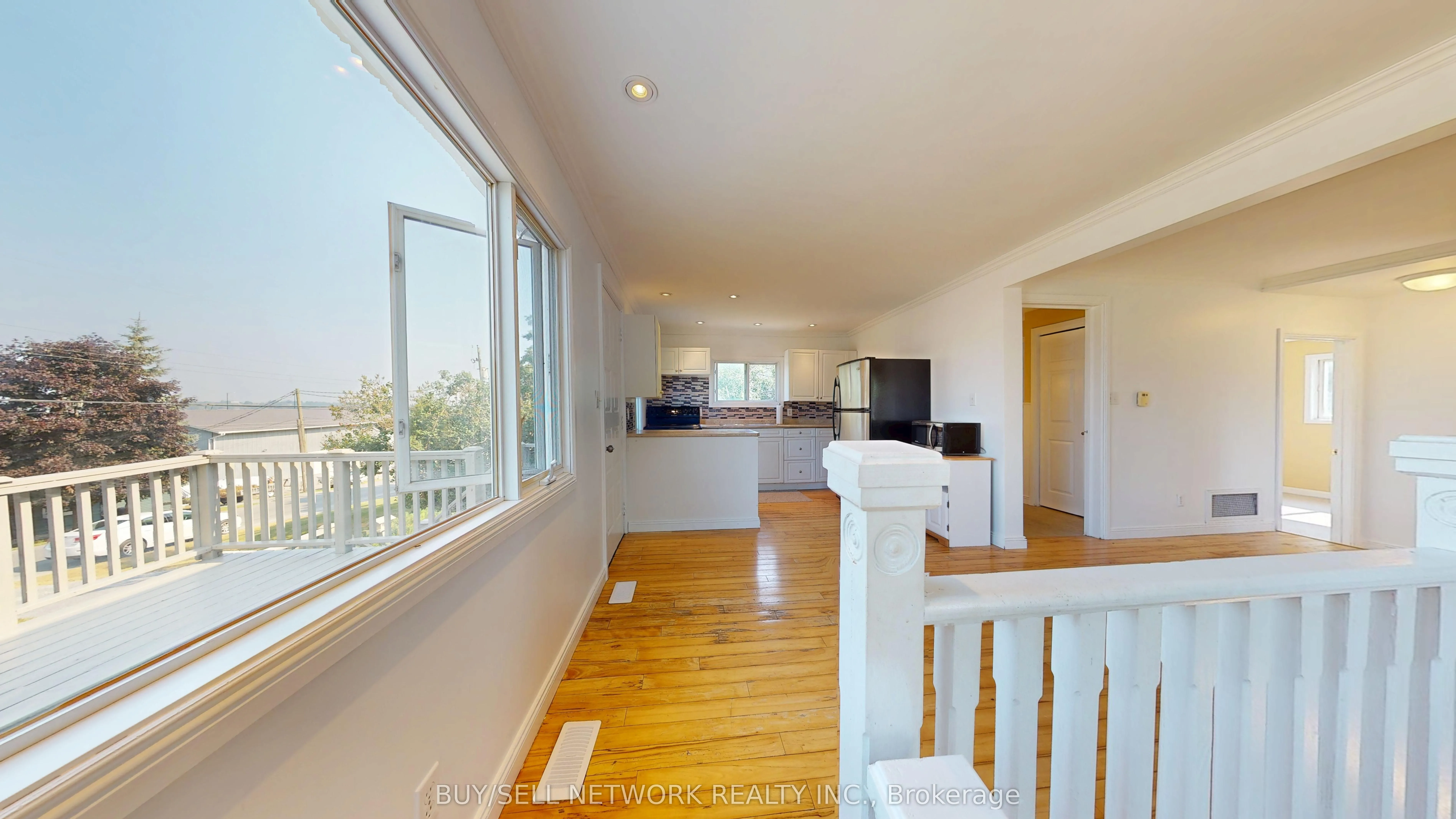 879 Garthorne Avenue