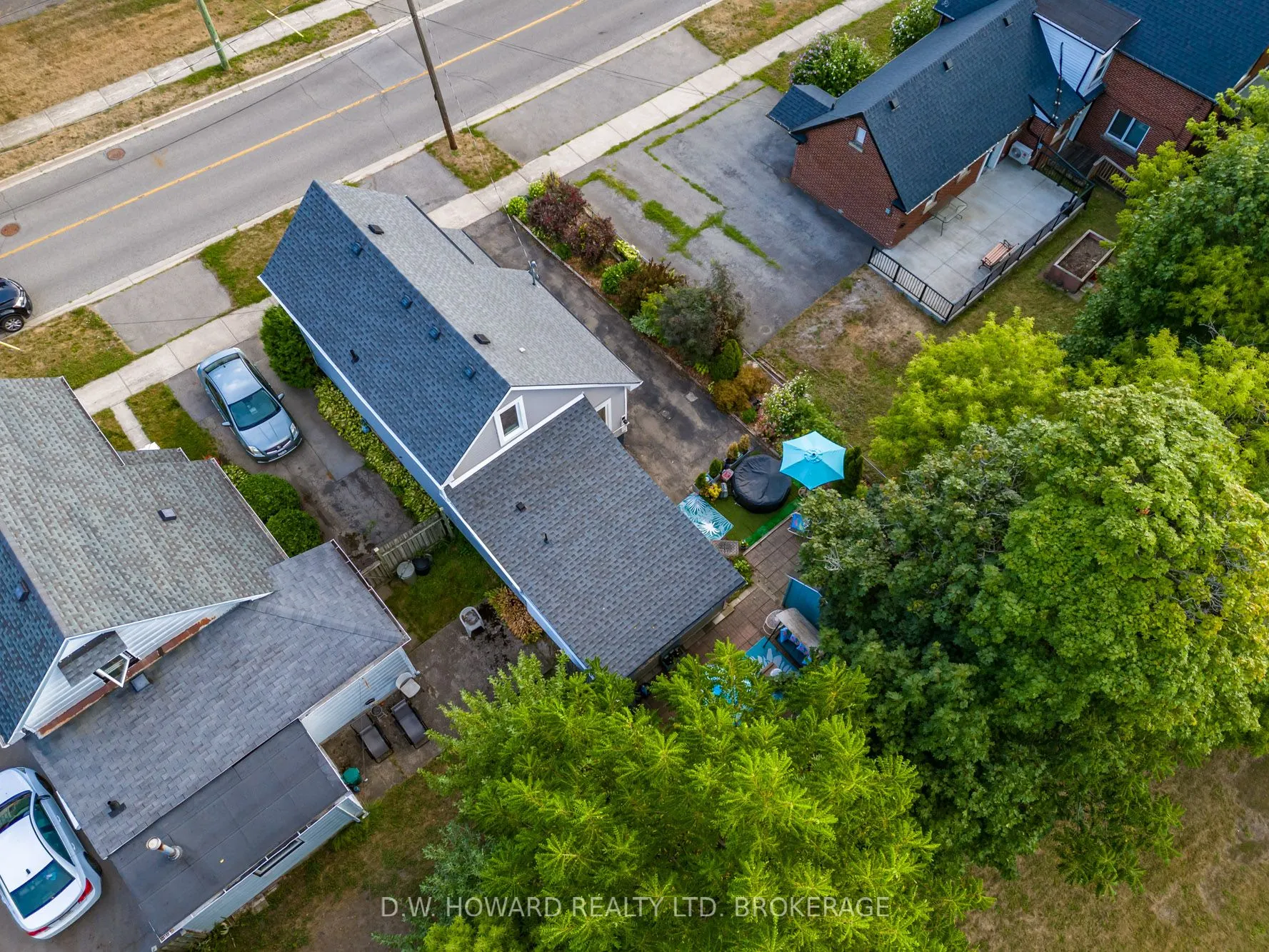 9 Phipps Street S