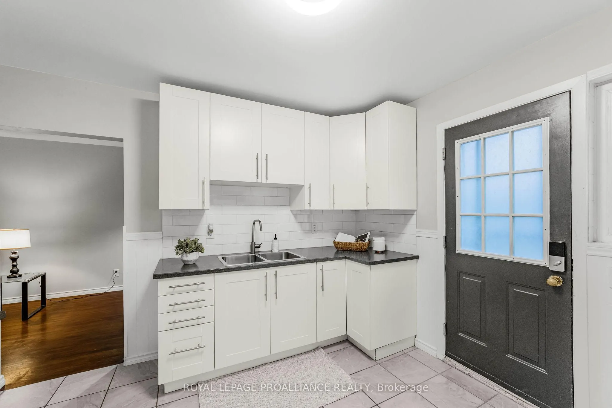 137 Furnace Street, #8