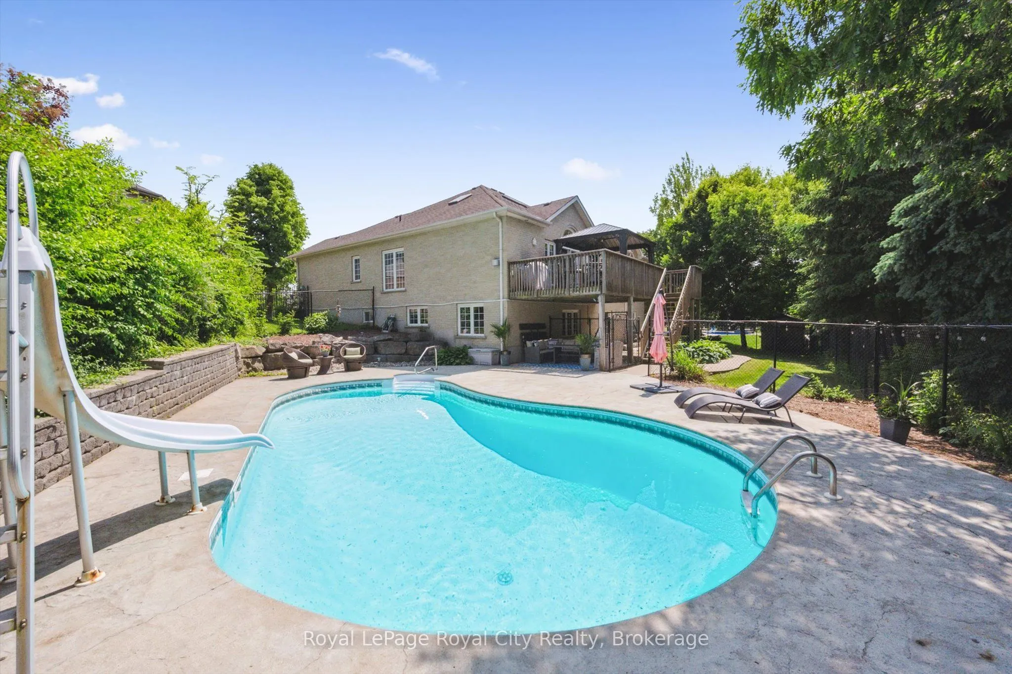 16 Elderberry Court