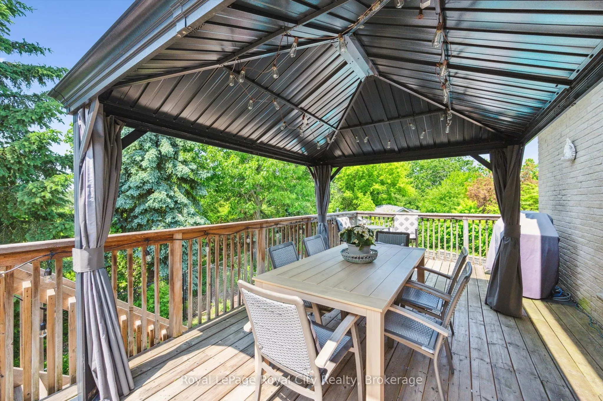 16 Elderberry Court