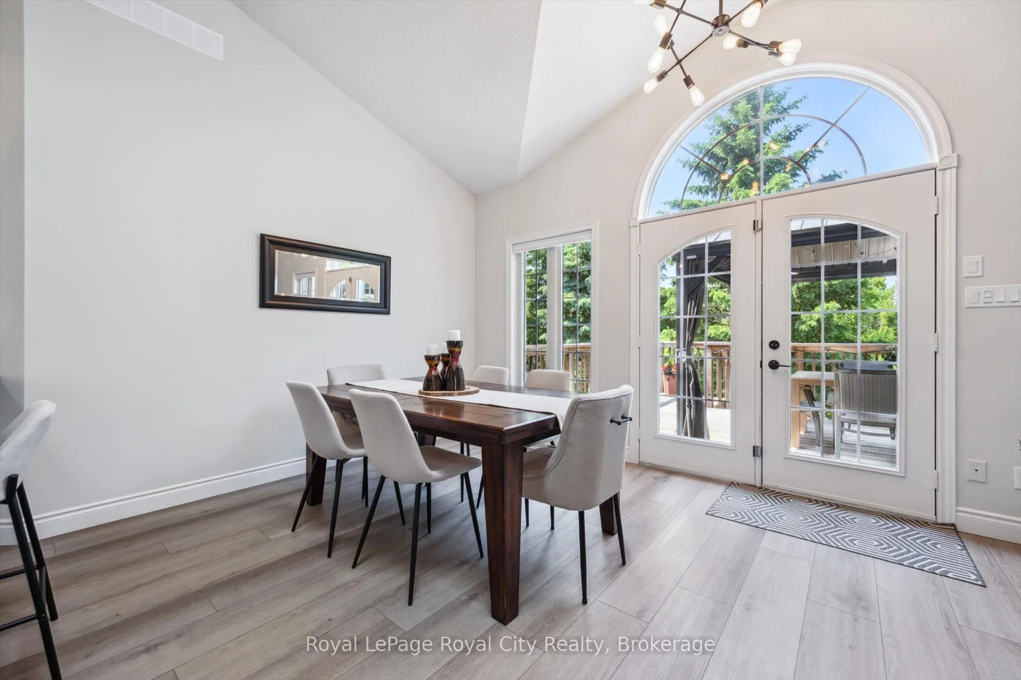 16 Elderberry Court