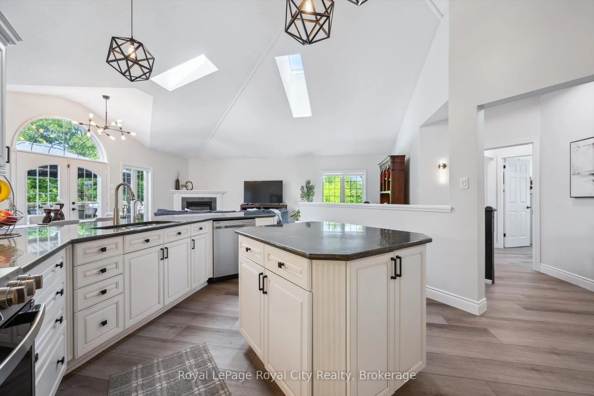 16 Elderberry Court