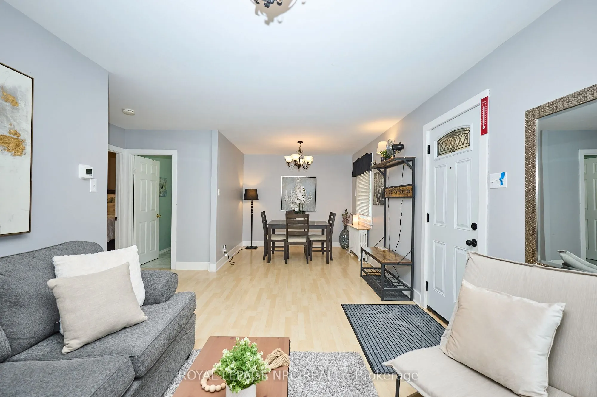 8 Woodburn Avenue