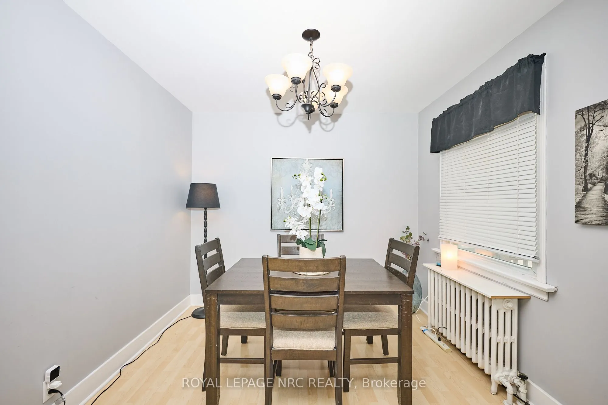 8 Woodburn Avenue
