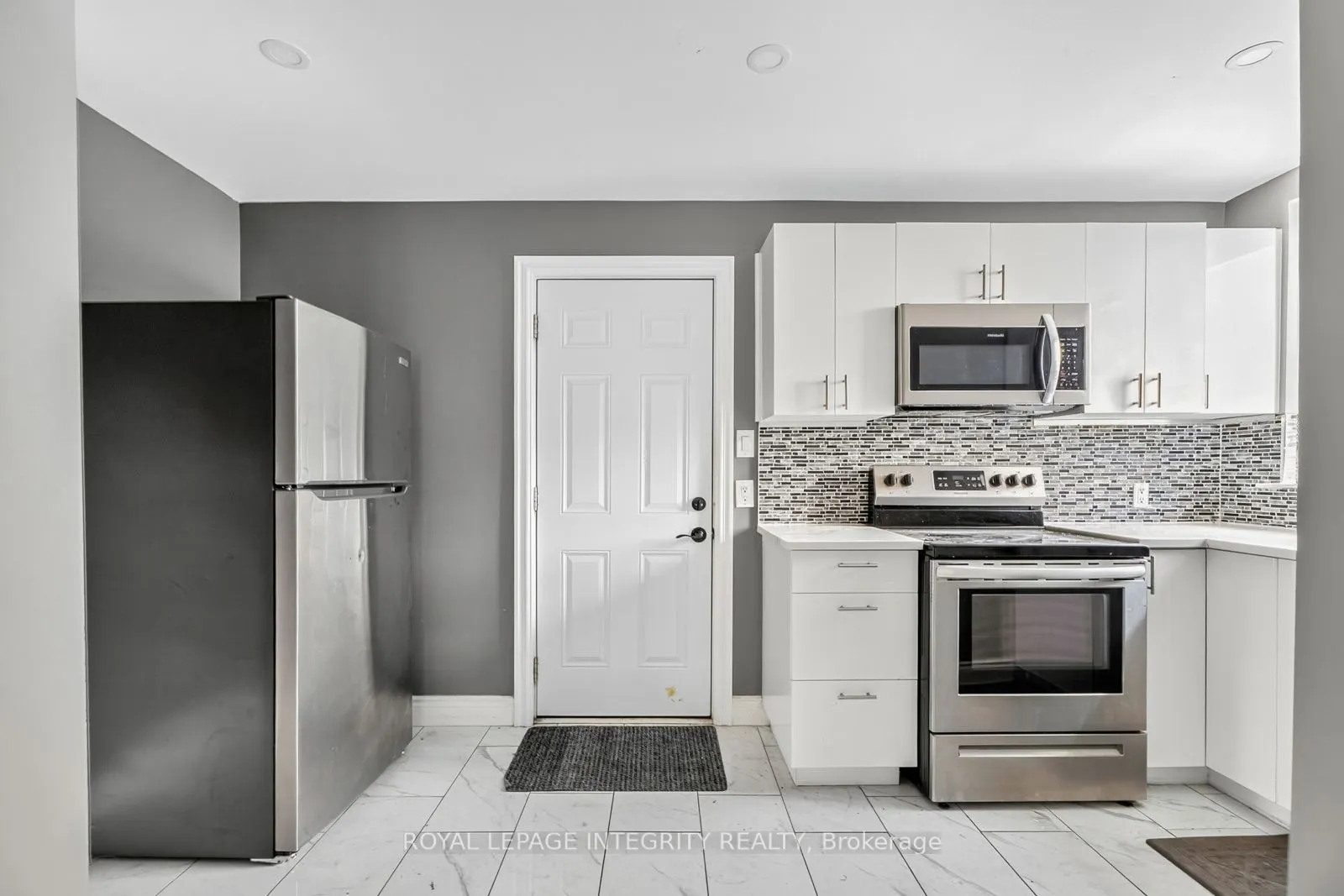 125 Preston Street, #2