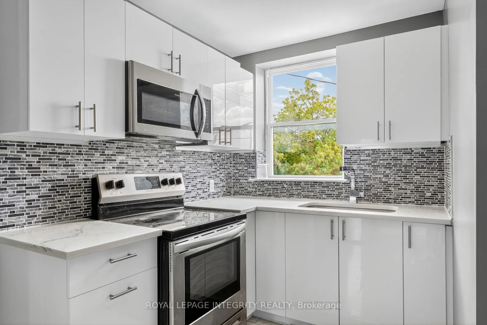 125 Preston Street, #2
