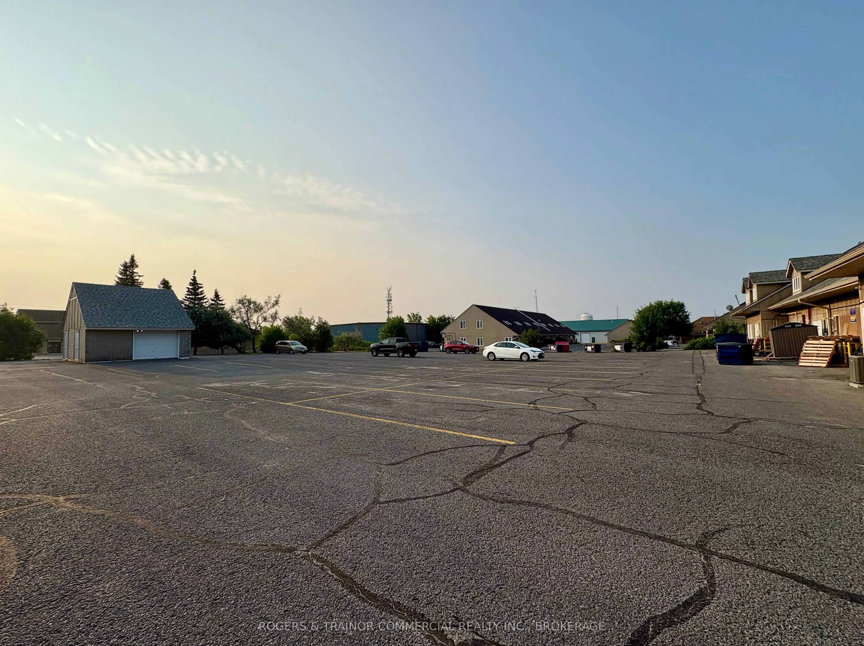 637 Norris Court, #5, 6