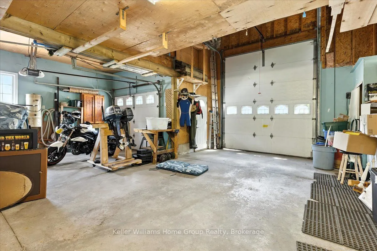212 Inglis Street