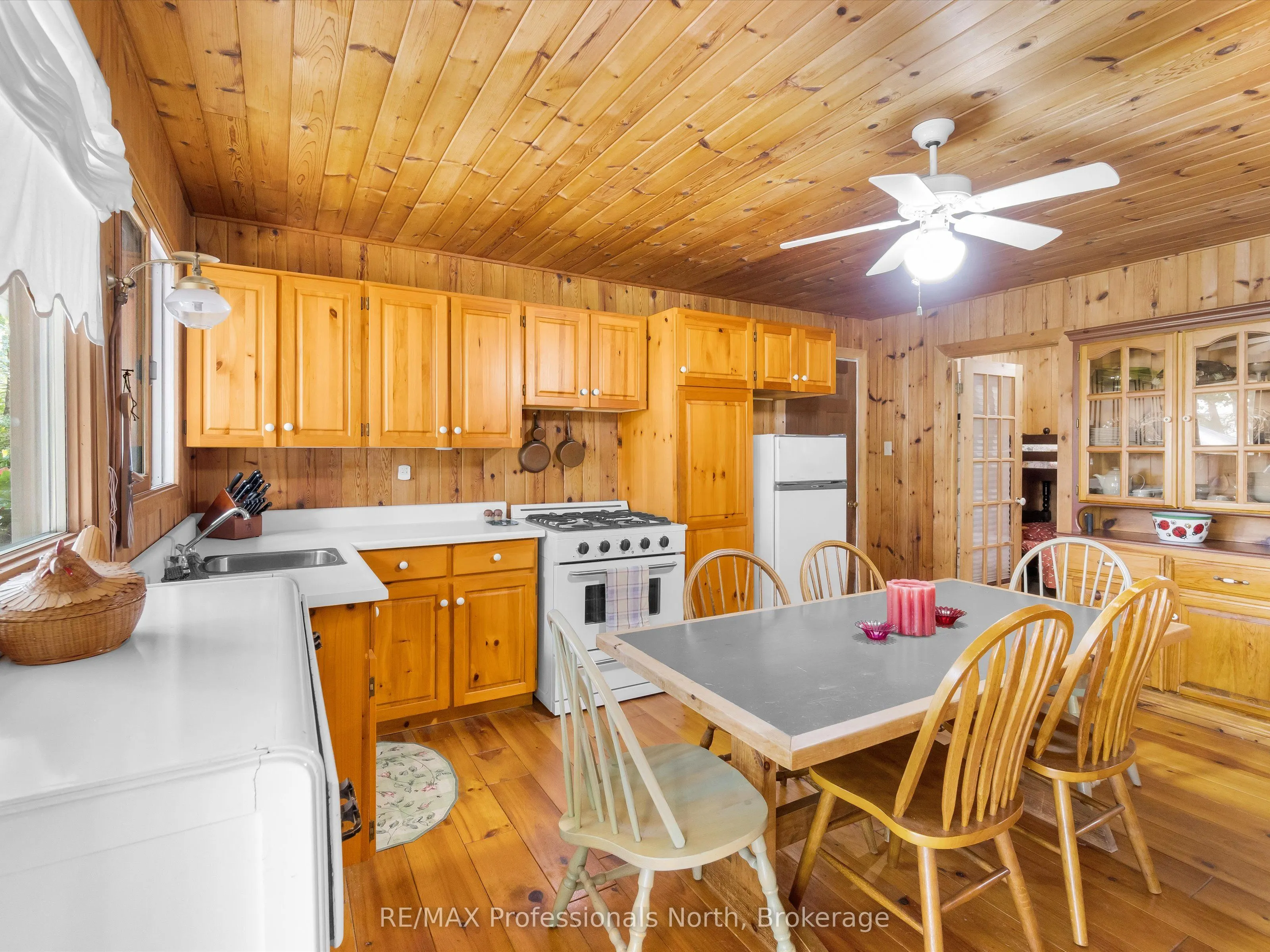 1401 Rocksborough Road Pvt 2
