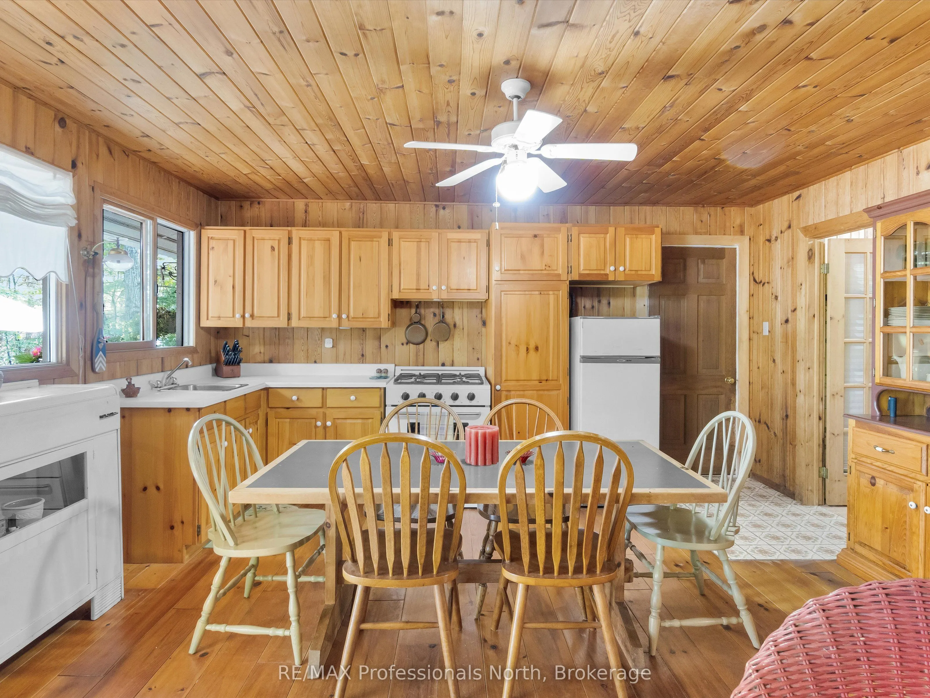 1401 Rocksborough Road Pvt 2