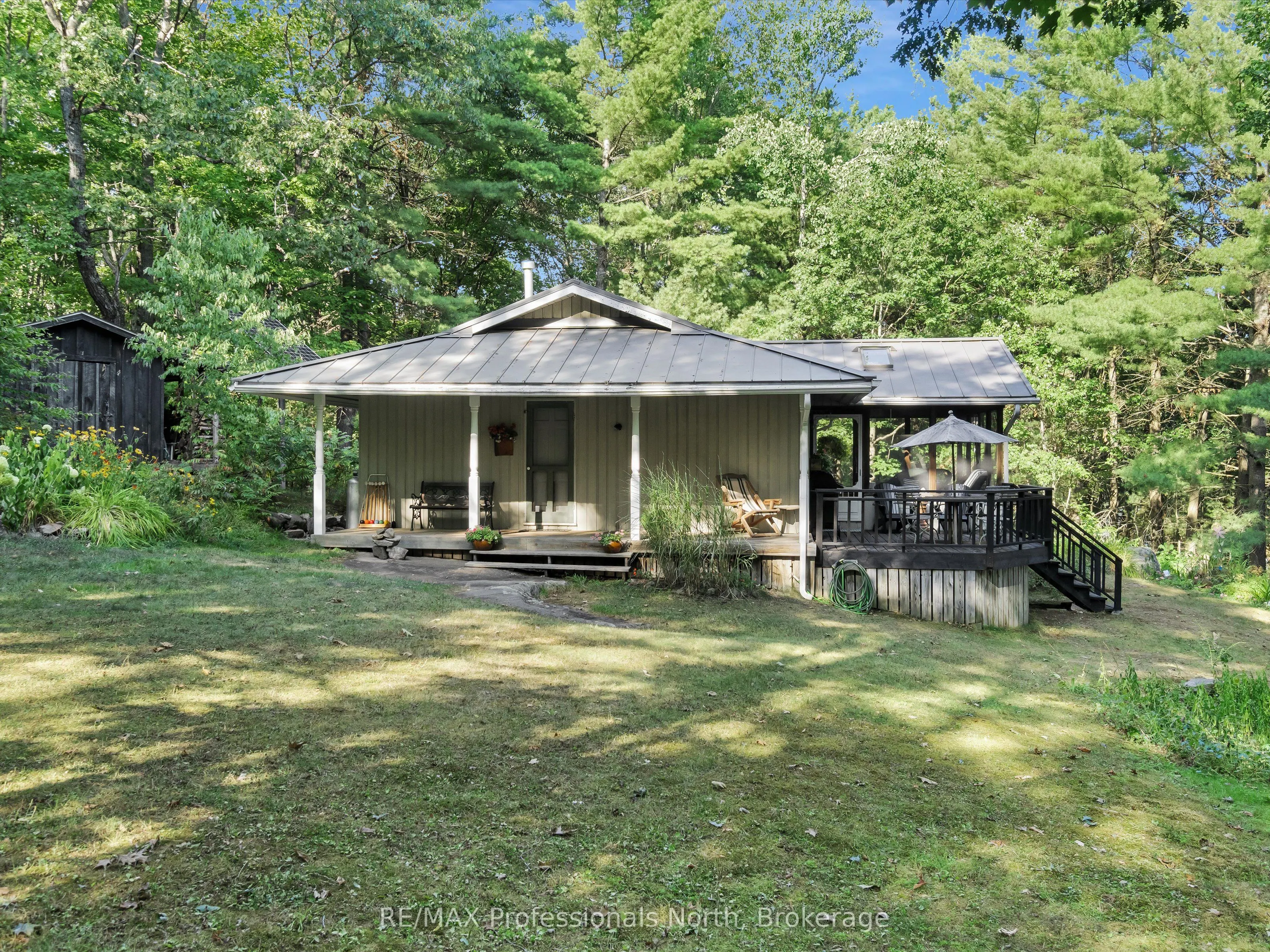 1401 Rocksborough Road Pvt 2