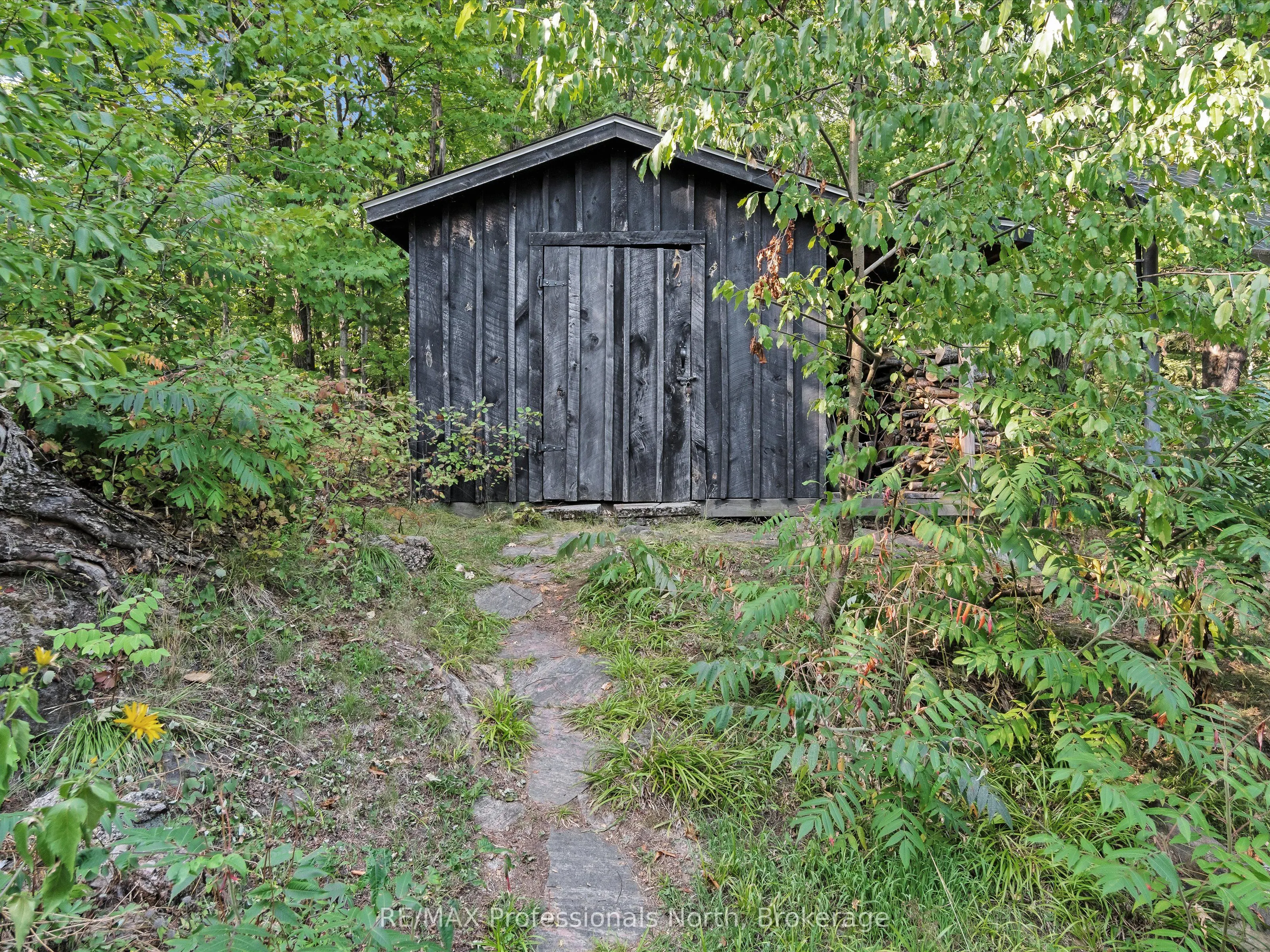 1401 Rocksborough Road Pvt 2