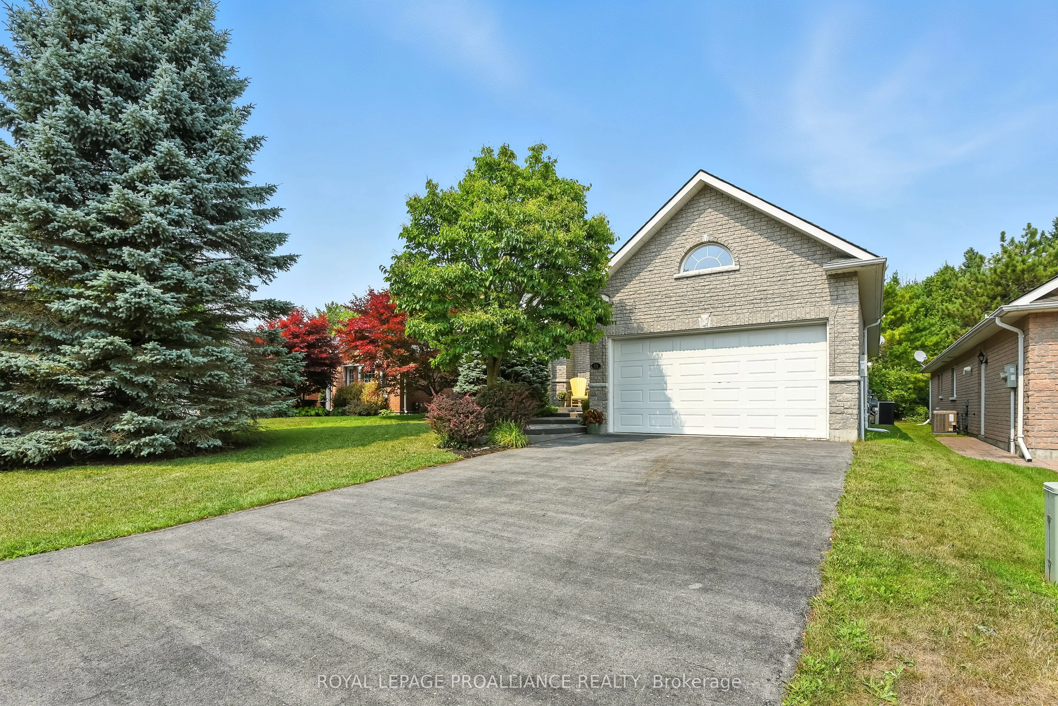 11 Mill Pond Court