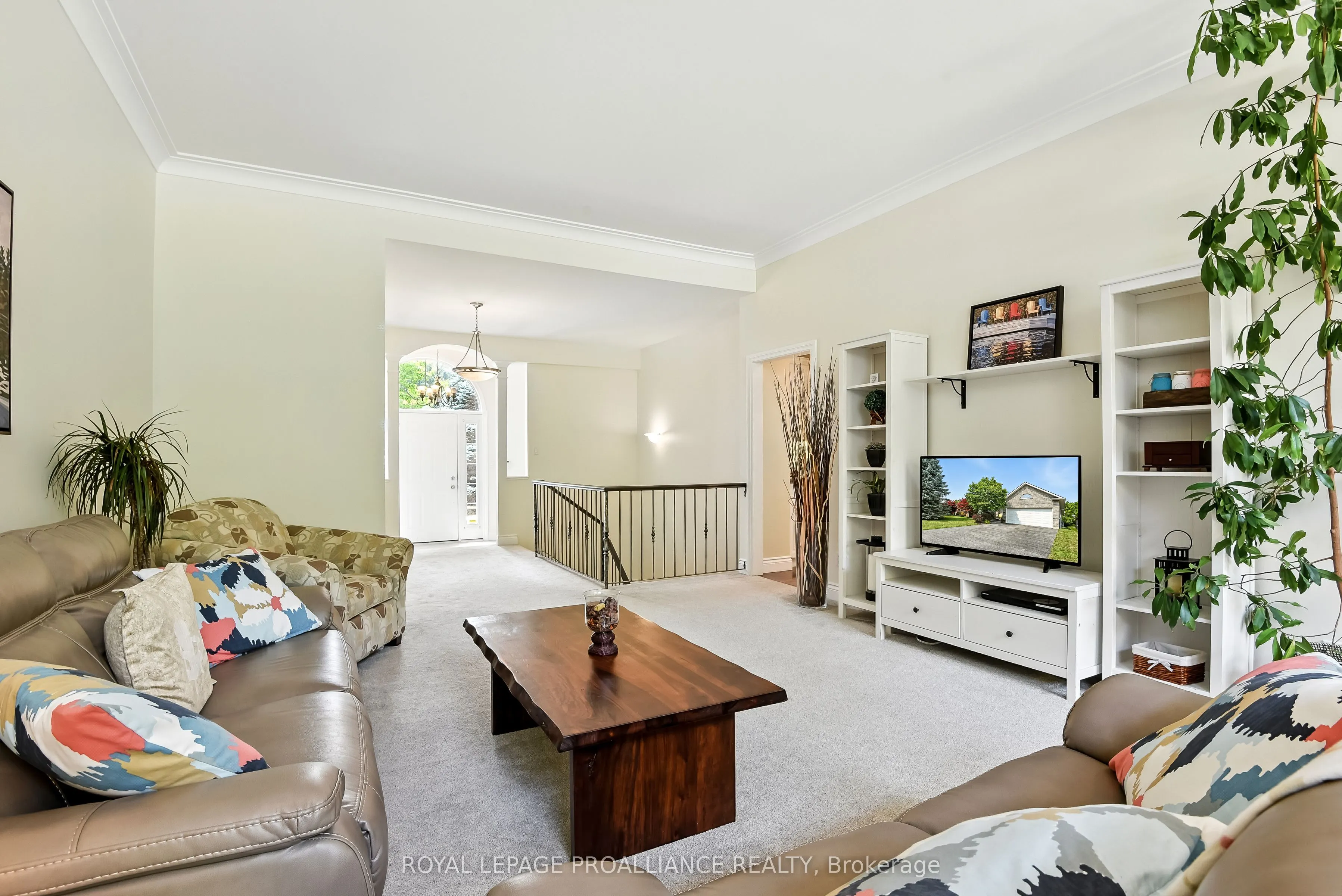 11 Mill Pond Court