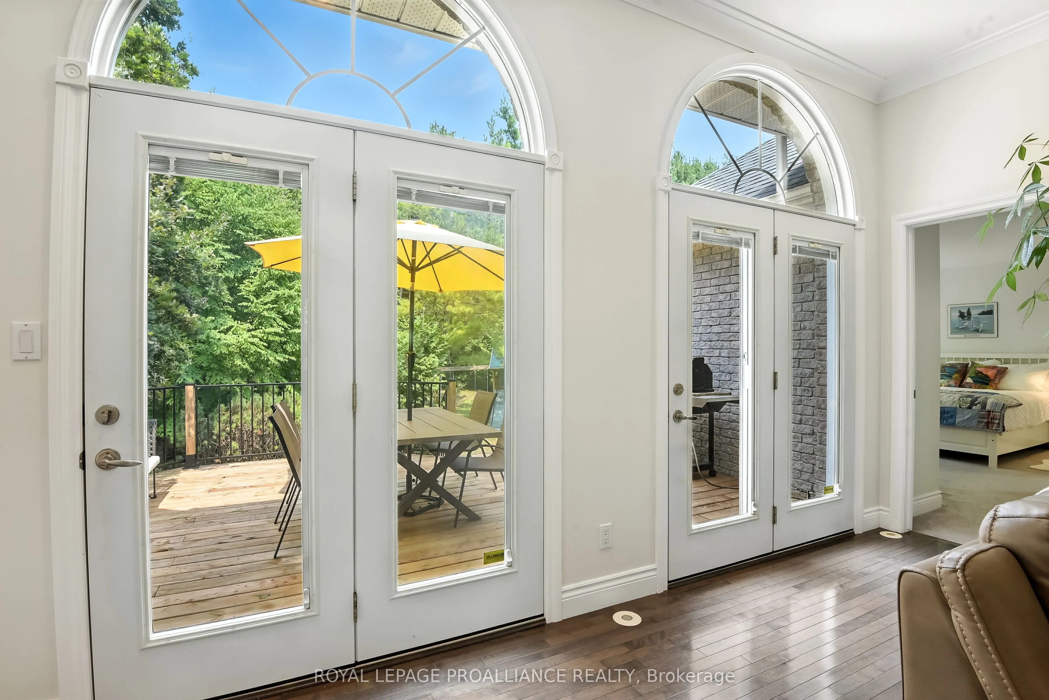 11 Mill Pond Court