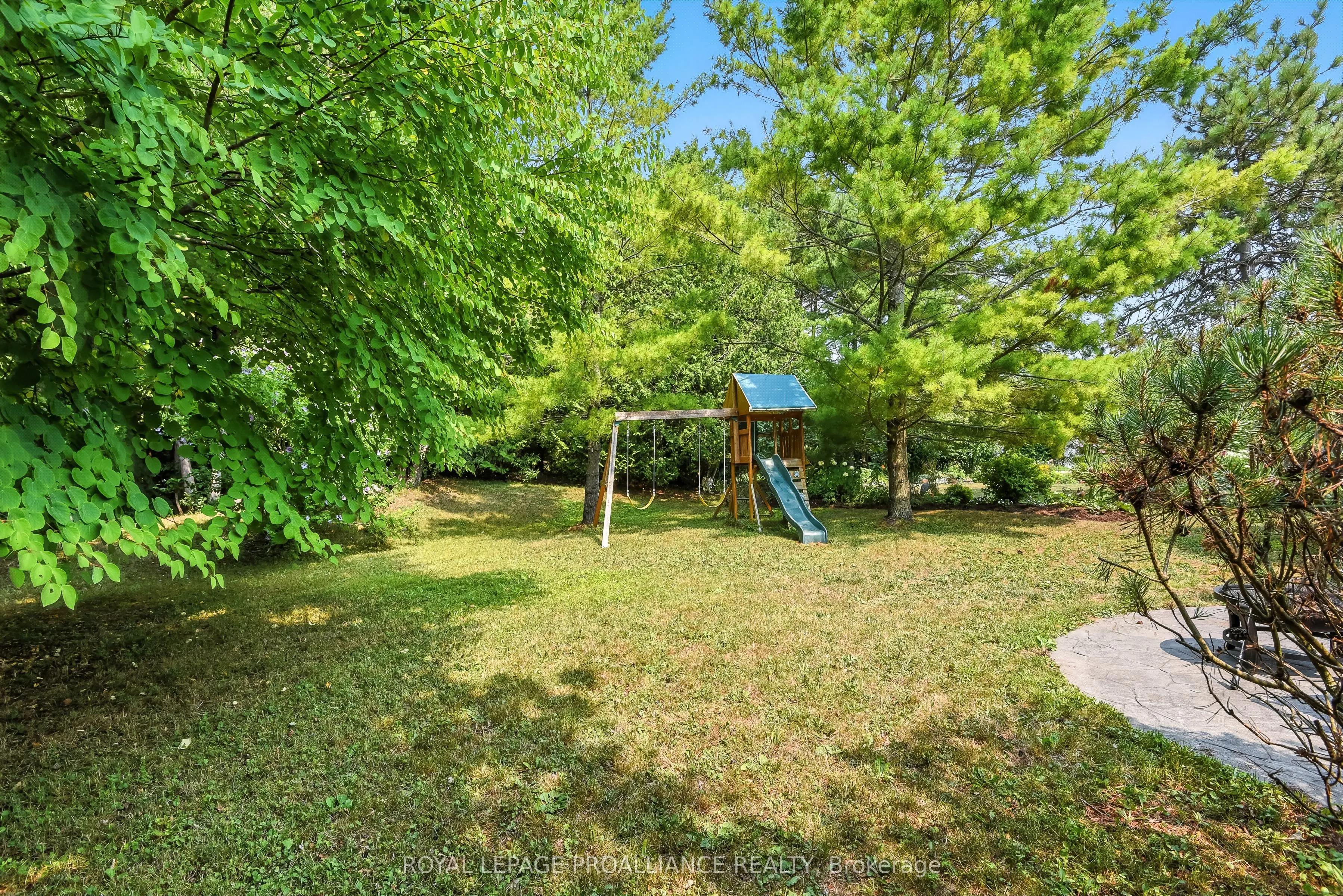 11 Mill Pond Court