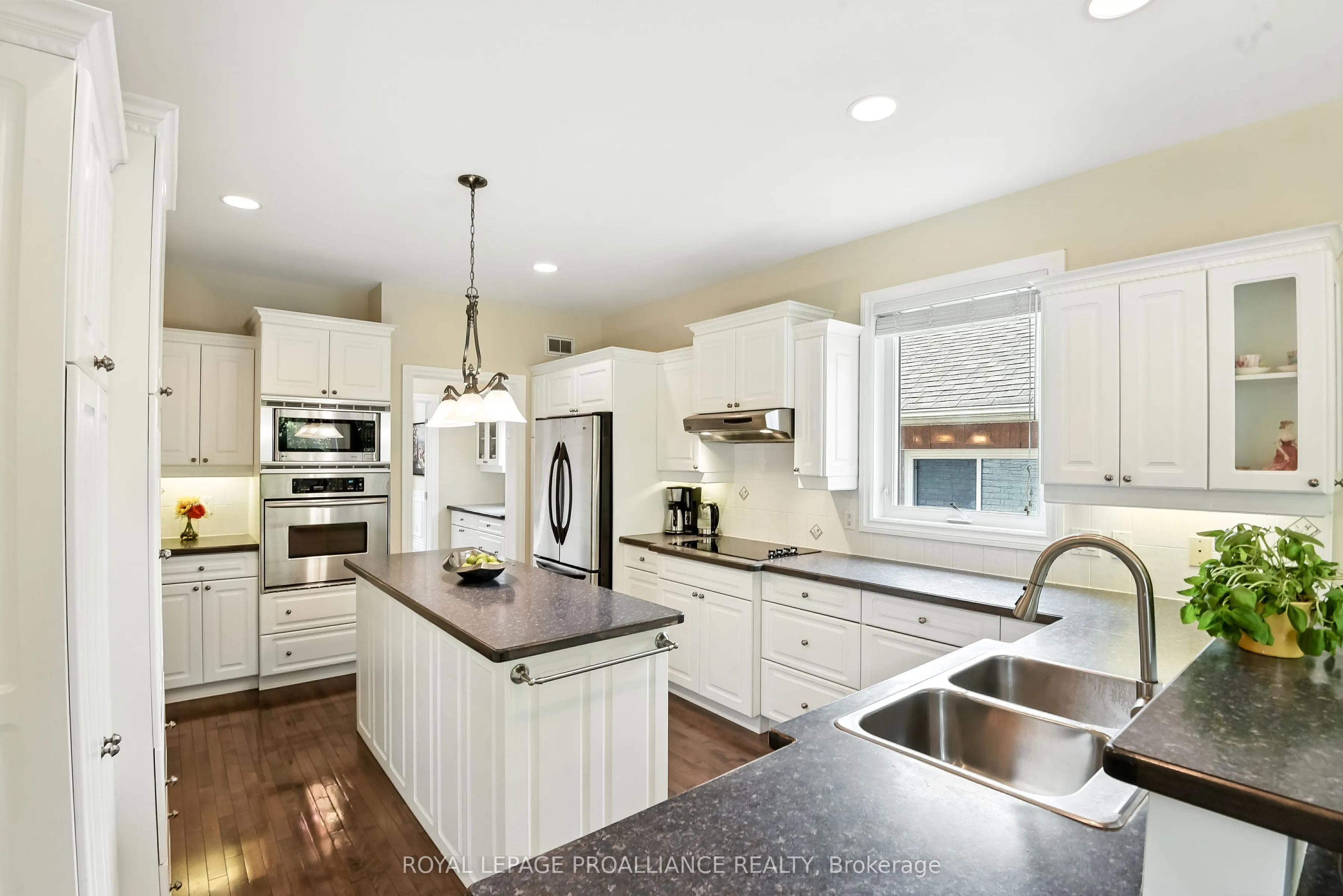 11 Mill Pond Court