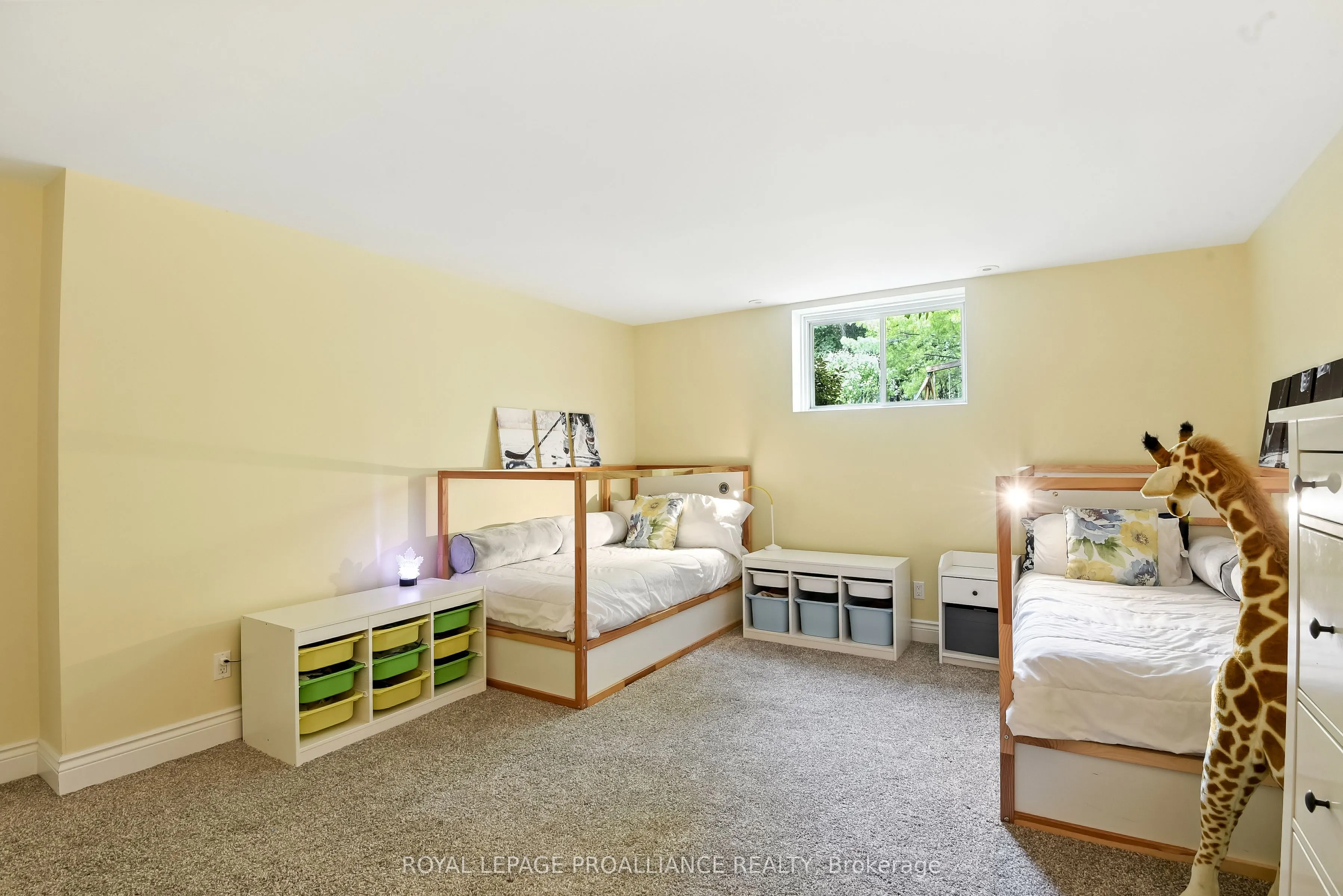 11 Mill Pond Court
