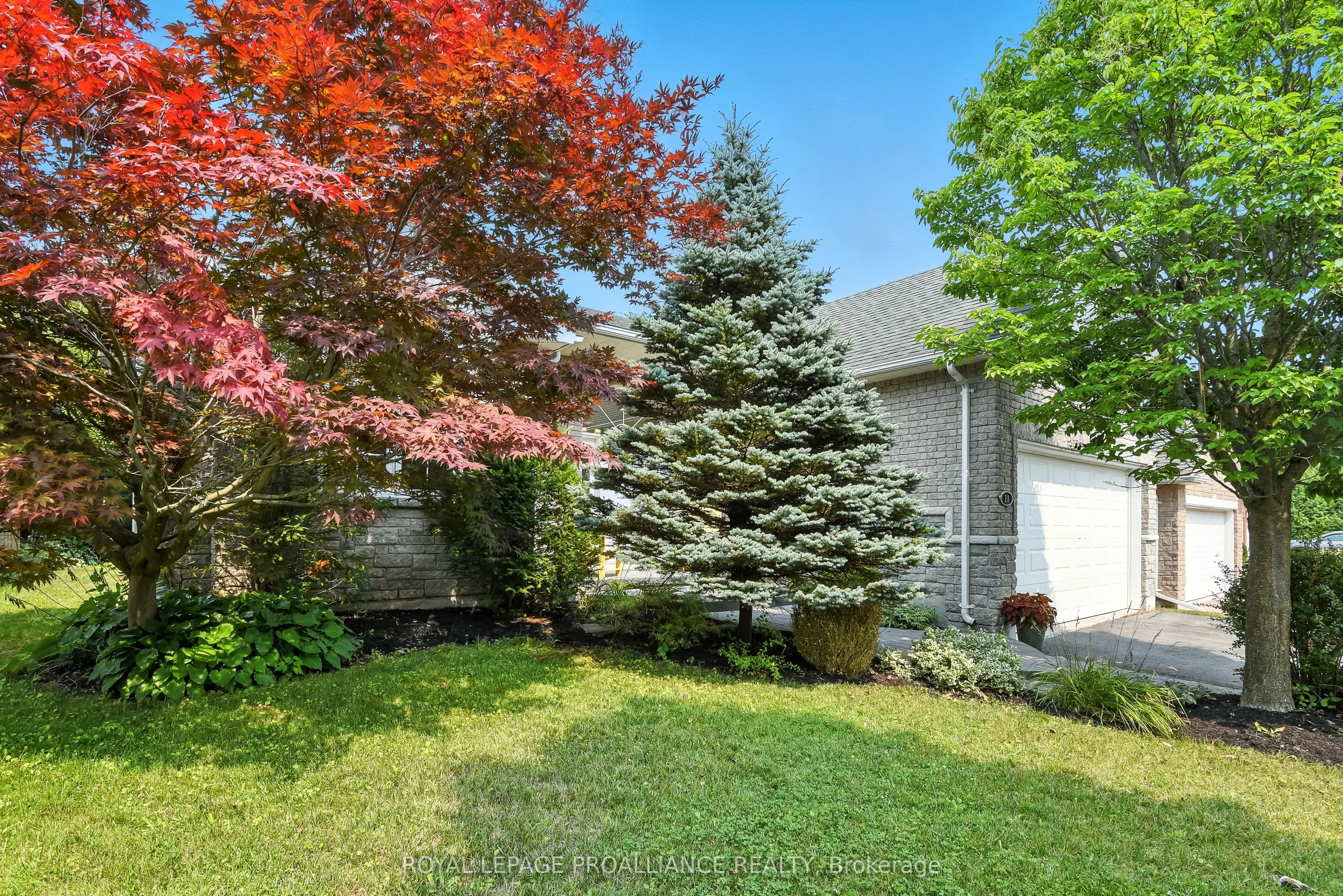 11 Mill Pond Court