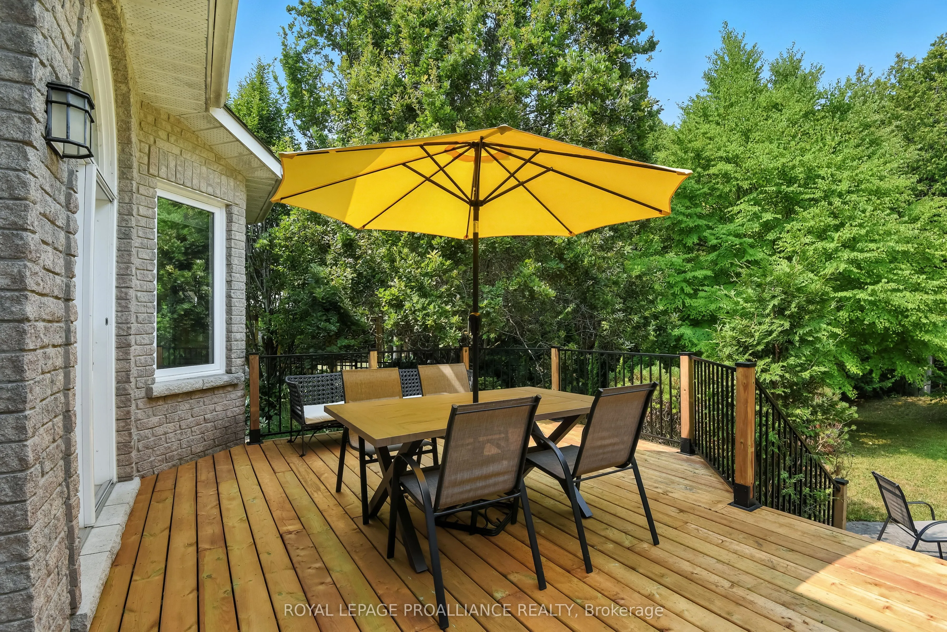 11 Mill Pond Court