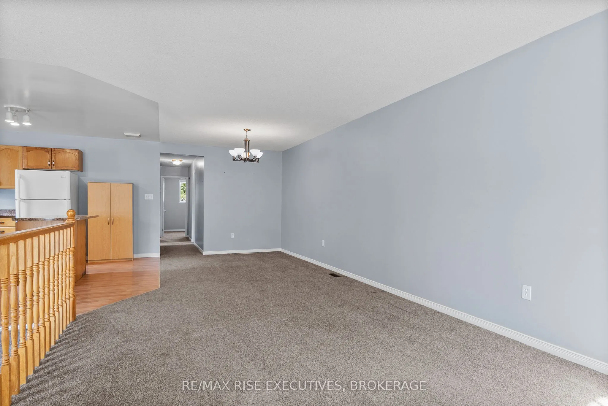 1279 Brackenwood Crescent