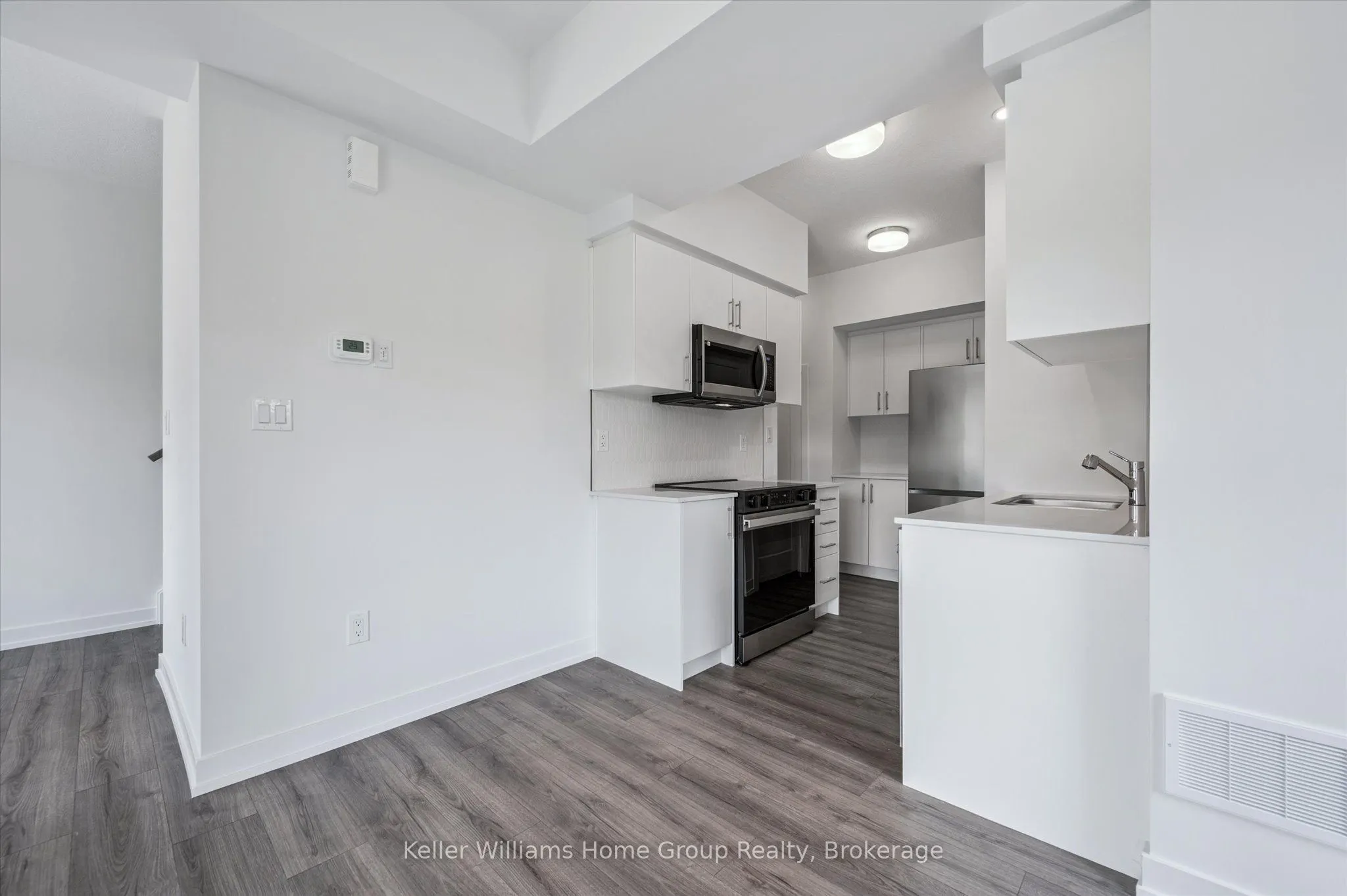940 St David Street N, #55