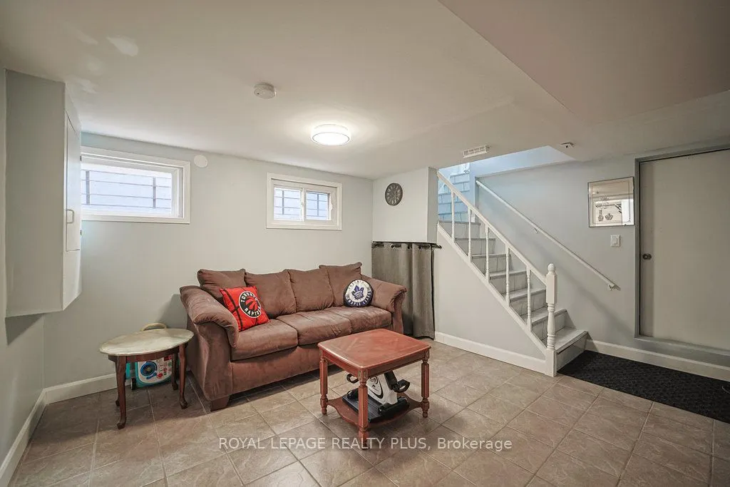 316 Upper Paradise Road