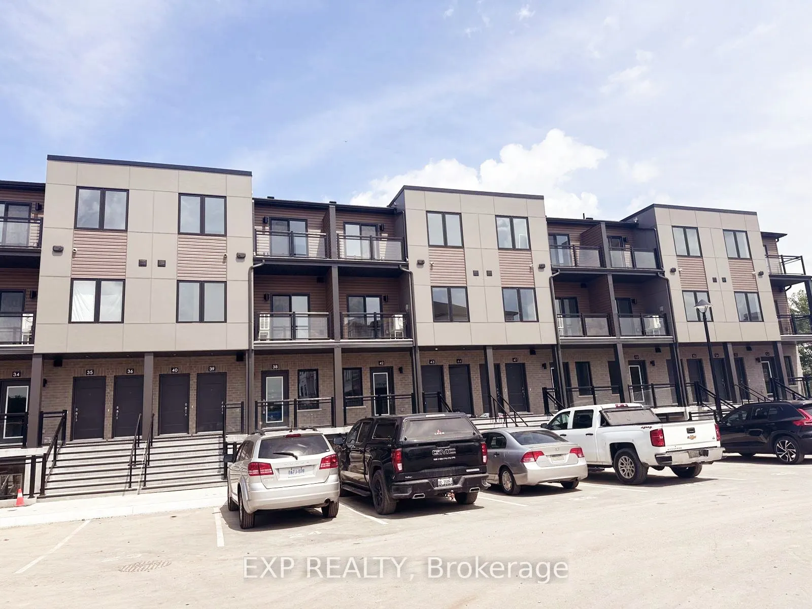 940 St David Street N, #46